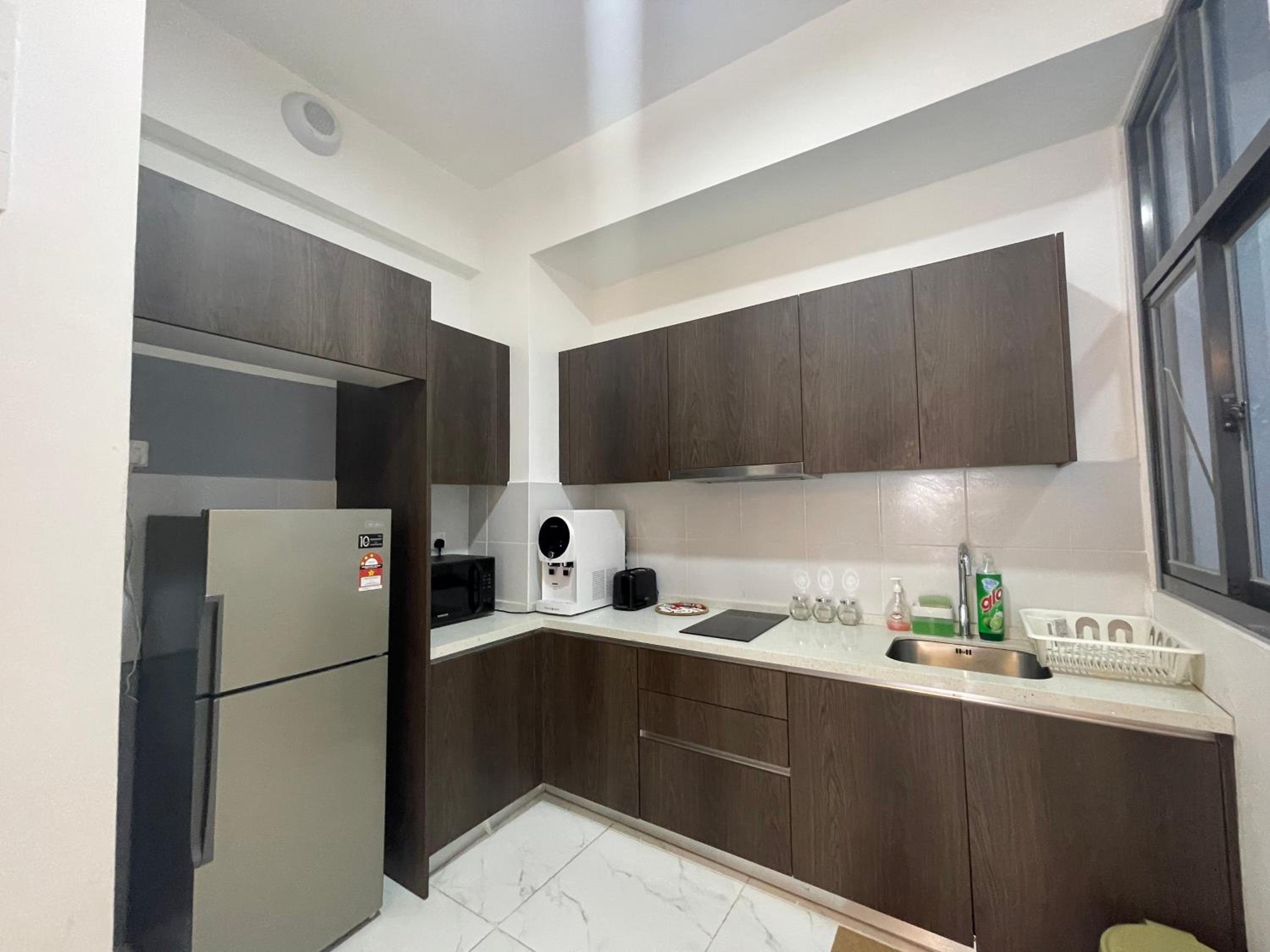 Ayla Homestay Troika Pool and City View SMART TV , FREE WIFI, FREE PARKING, CUCKOO PROVIDED photo 4