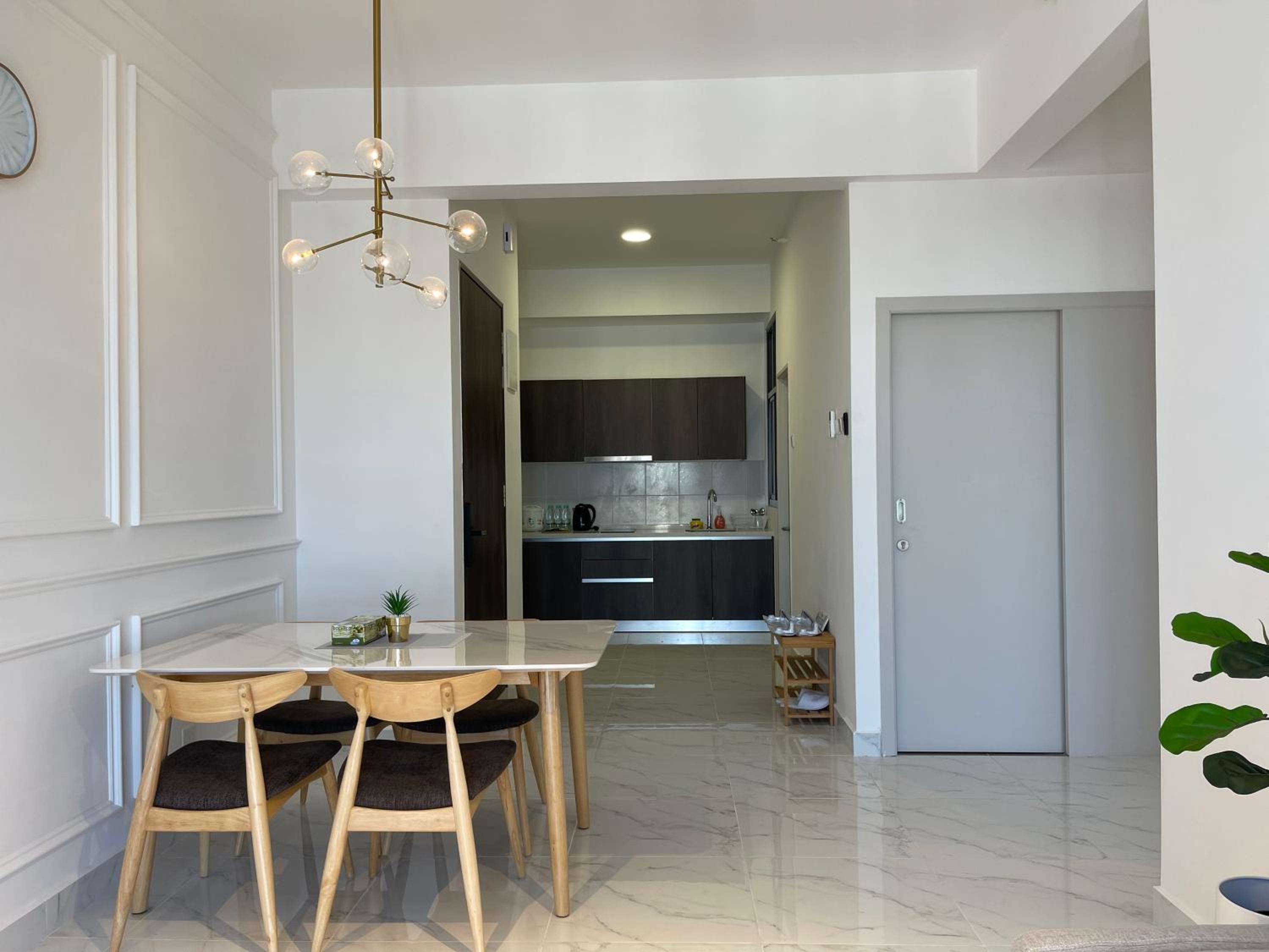 Ayla Homestay Troika Pool and City View SMART TV , FREE WIFI, FREE PARKING, CUCKOO PROVIDED photo 2
