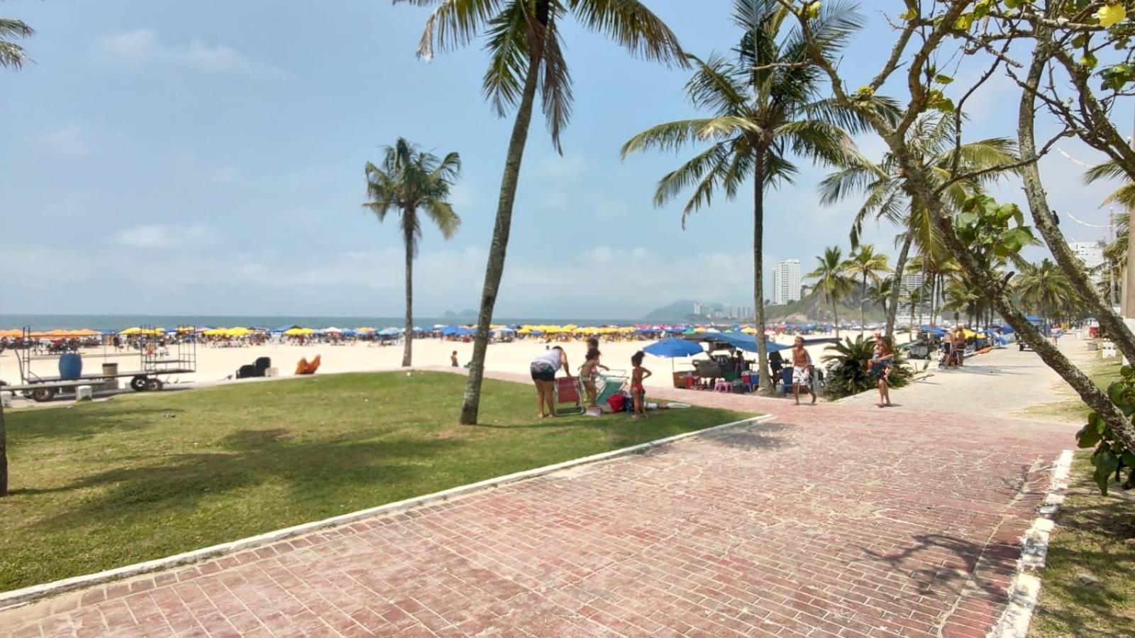Enseada Guarujá Ap214