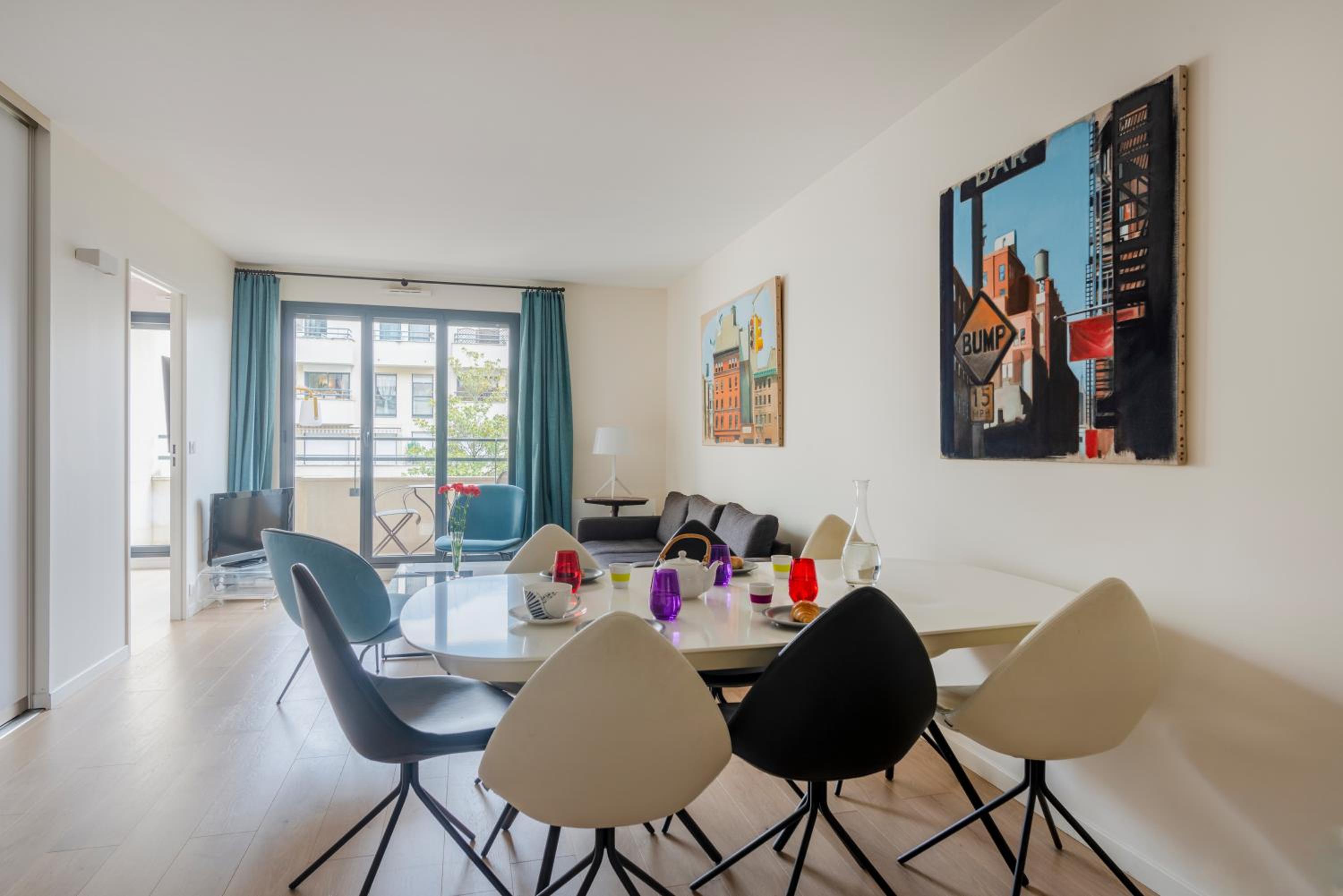 Casteja Modern Residence
