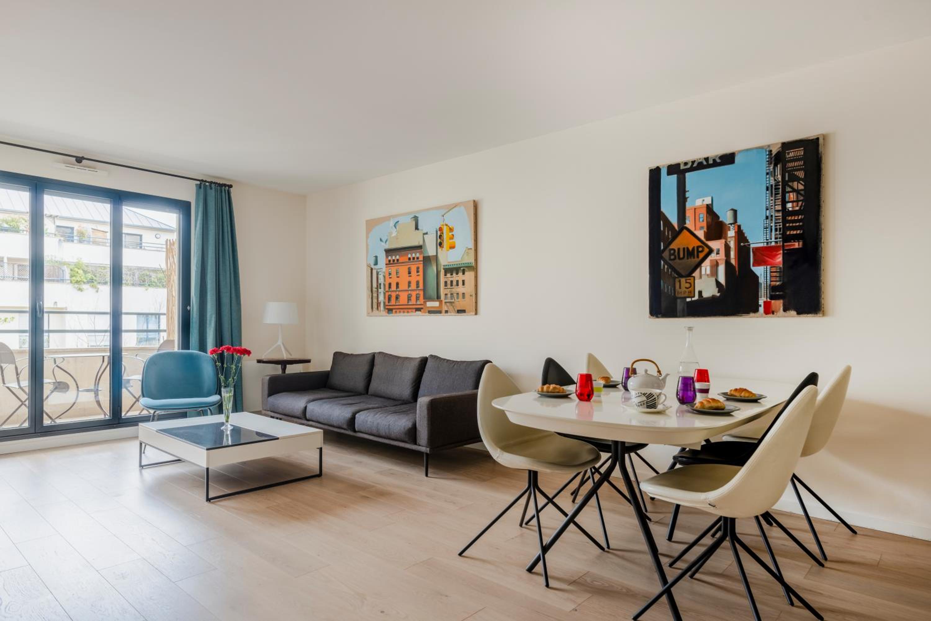 Casteja Modern Residence
