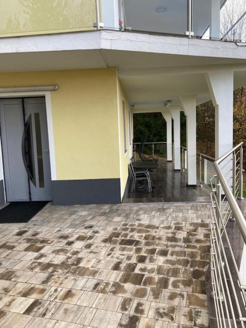 Haus am Fuße des Semmerings