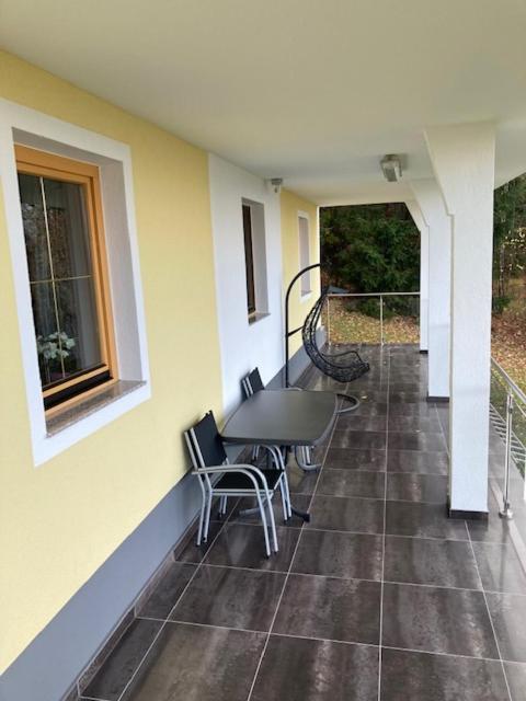 Haus am Fuße des Semmerings