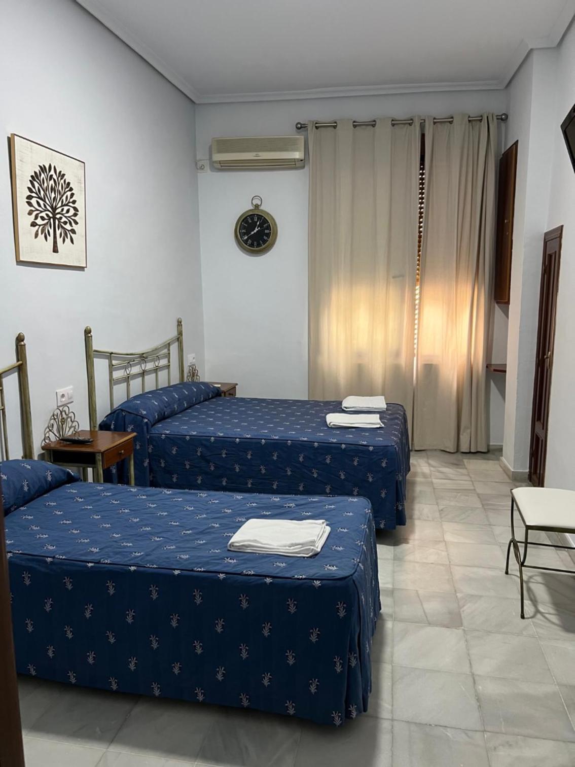Hostal Almanzor