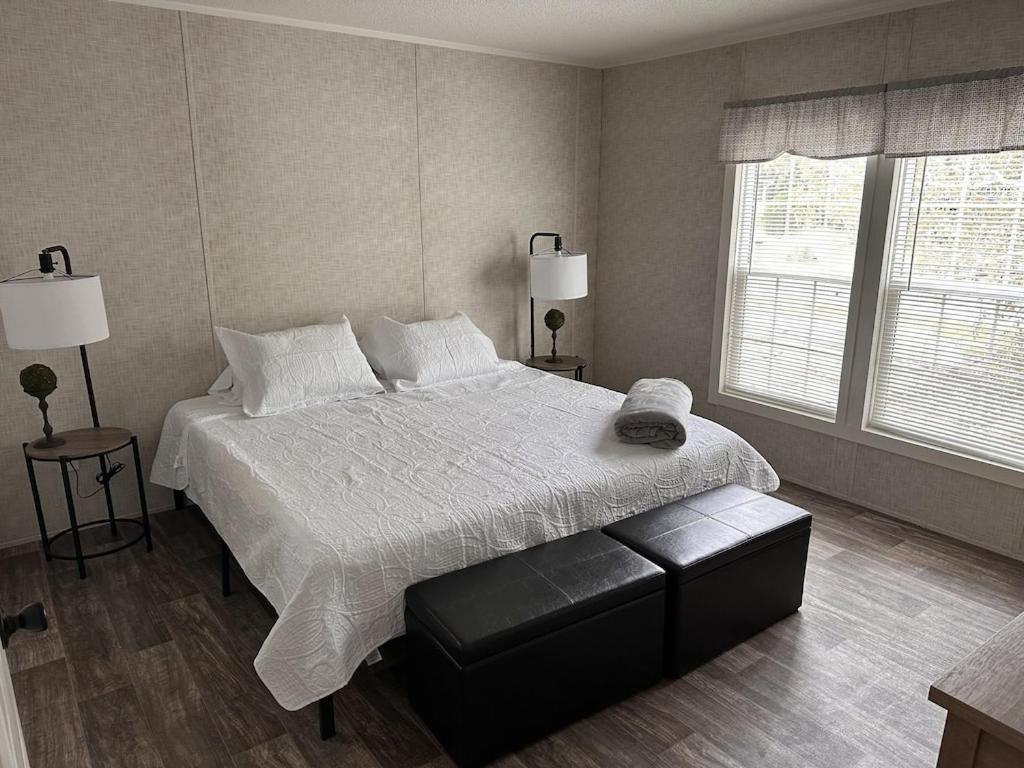Sweet retreat in the springs NOT waterfront property view 4