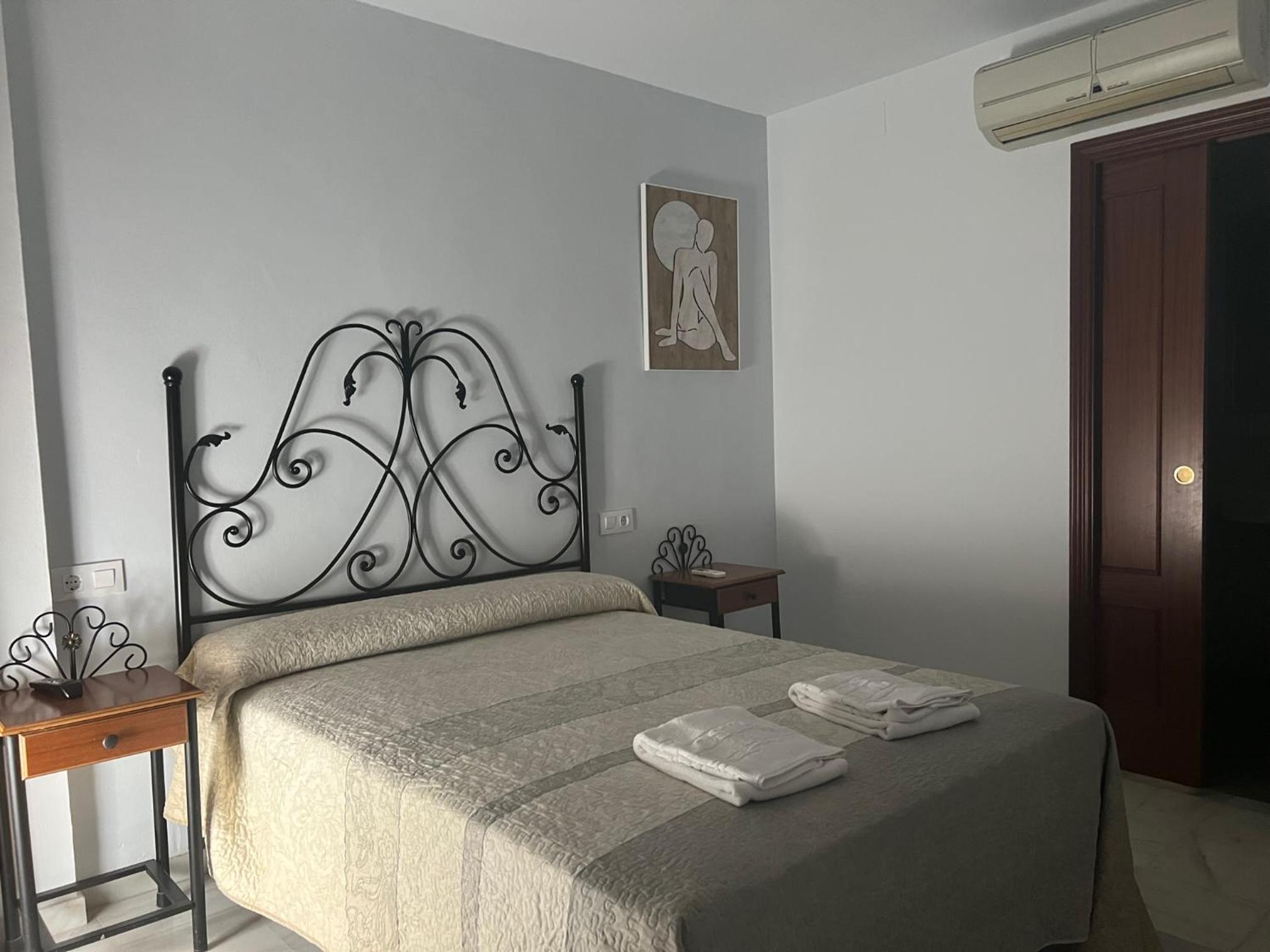 Hostal Almanzor