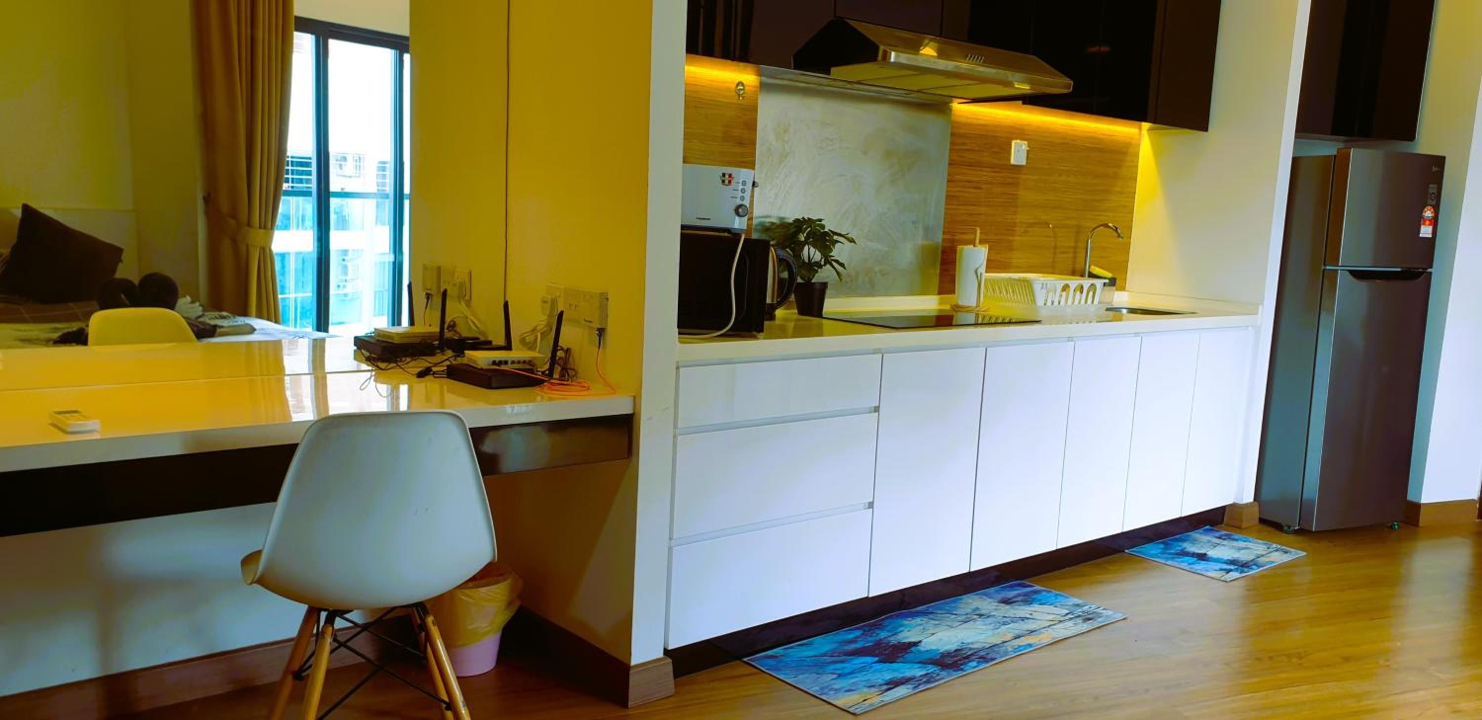 Eshue Designer Suites @ Simfoni Towers
