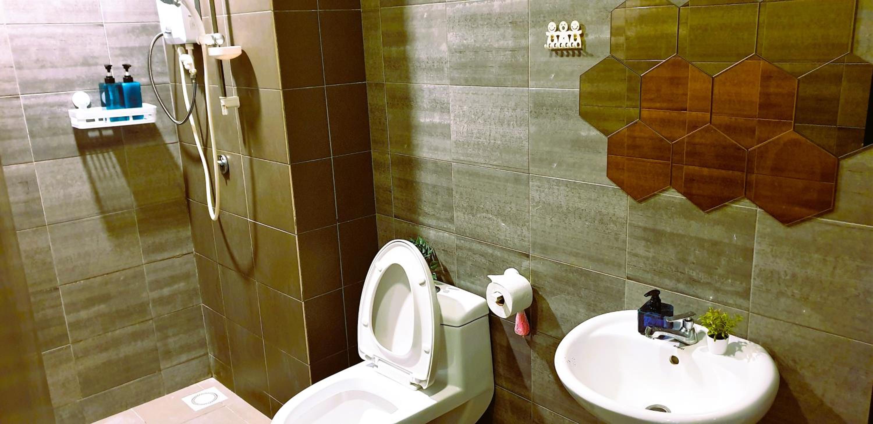 Eshue Designer Suites @ Simfoni Towers