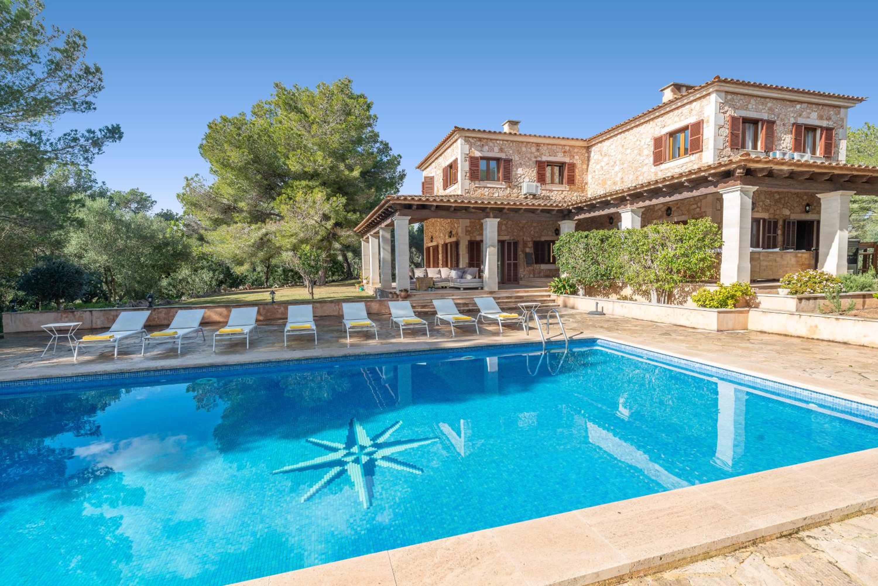 Lujosa VILLA ES PUIG DE PORTOCOLOM