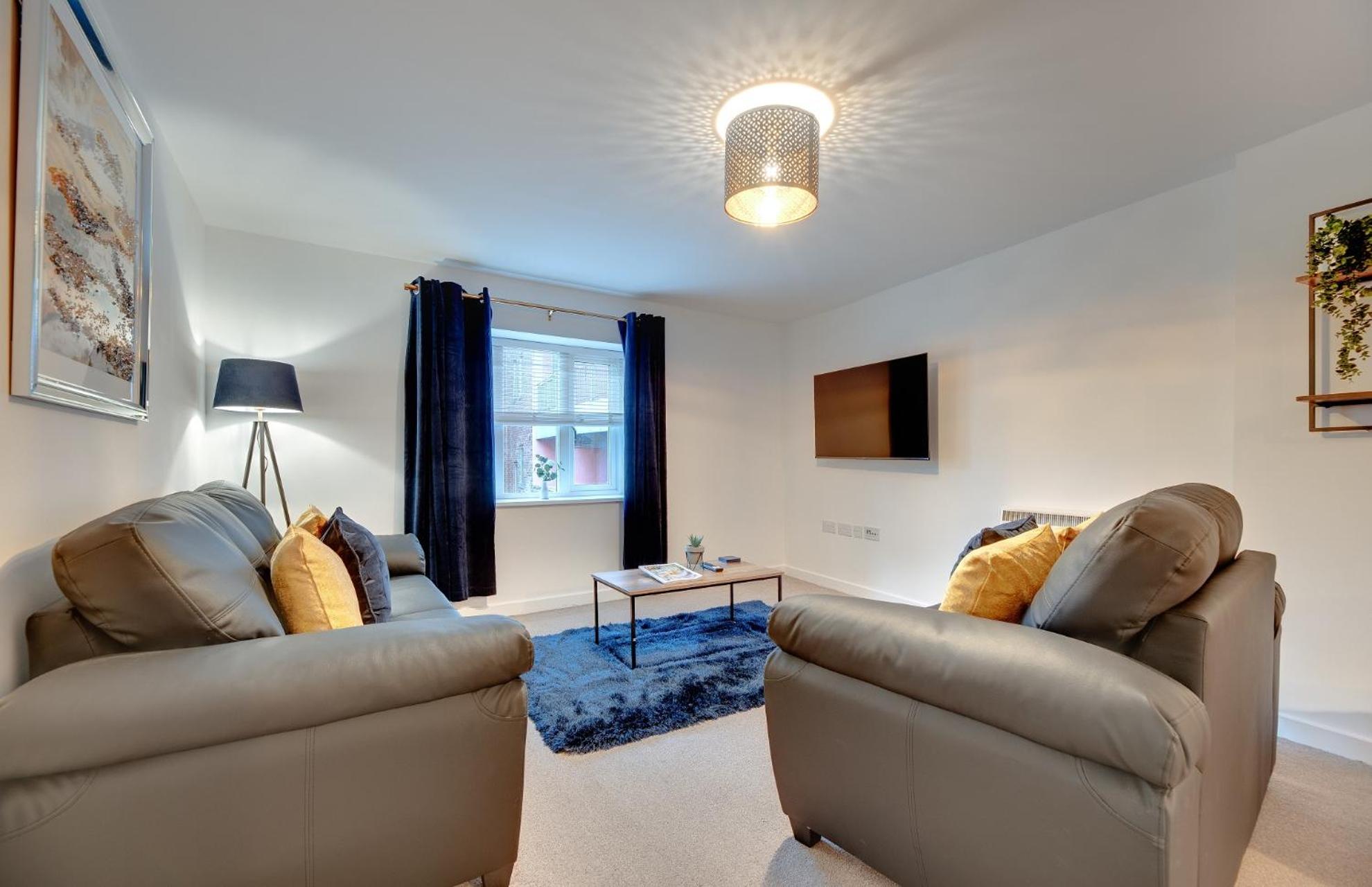 Charltons Bonds 2B By Week2Week City Living Stay view 3