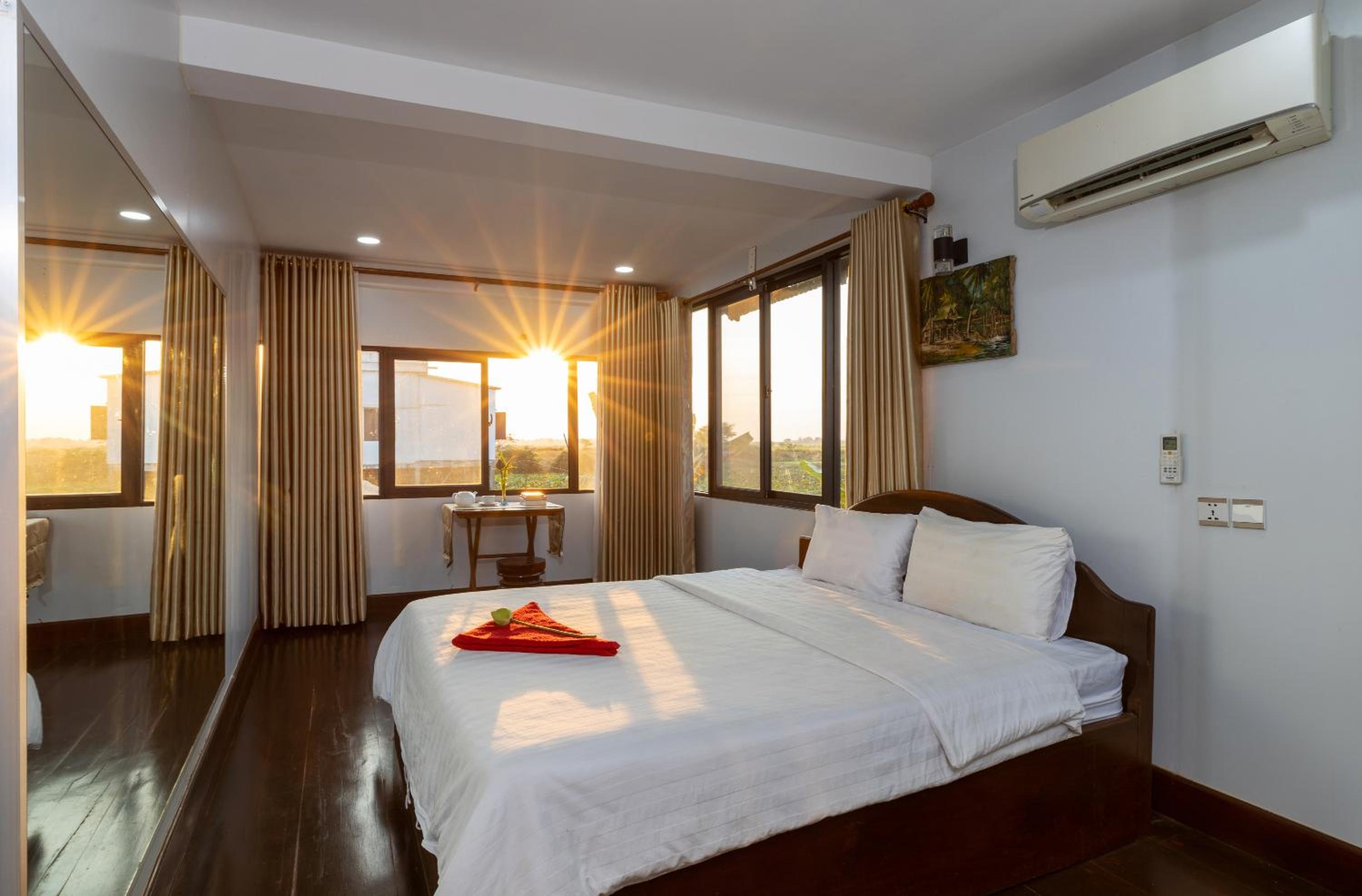 Pomelo Travel Outpost Cambodia ដំណាក់ភ្នំក្រោម view 2