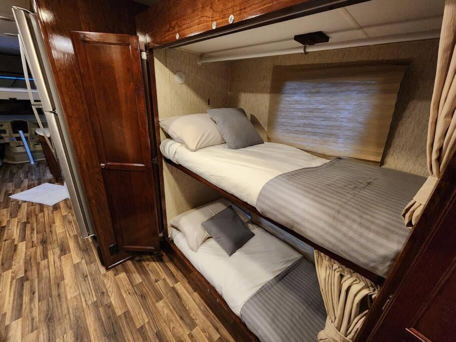 Paradise on Lake Harris unit RV#5 view 4