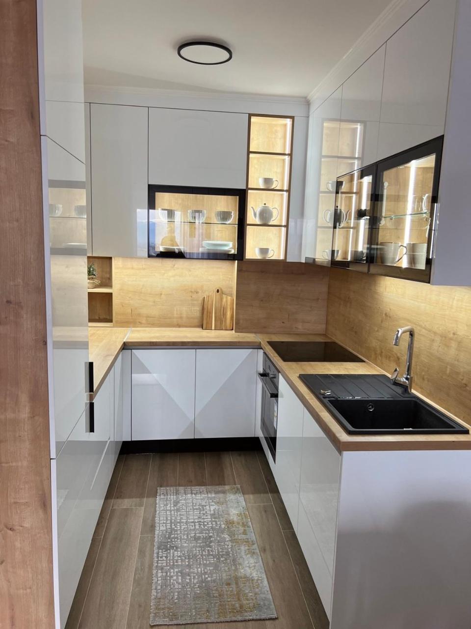 Luxury Apartment Kadic
