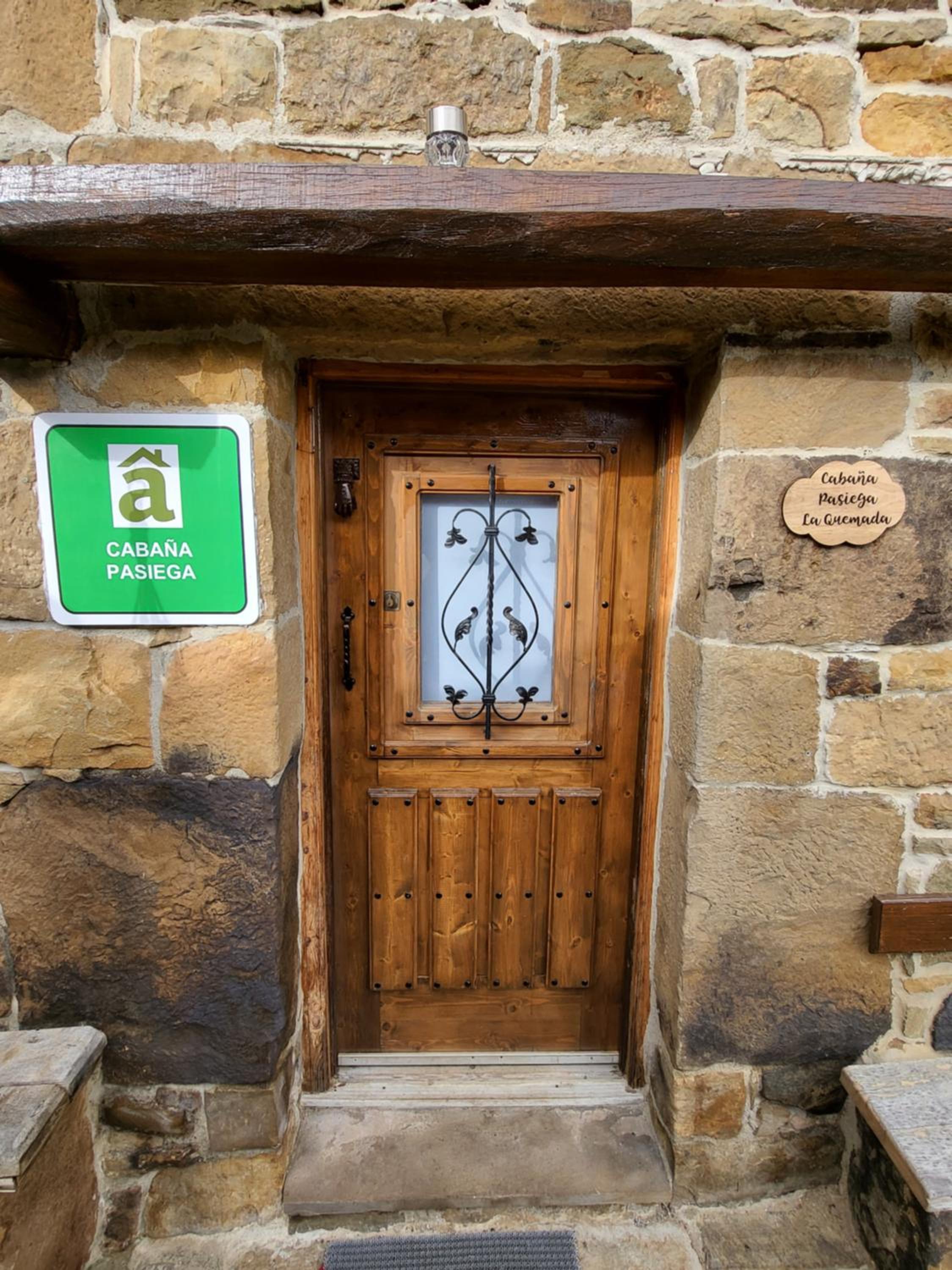 Cabaña Pasiega La Quemada