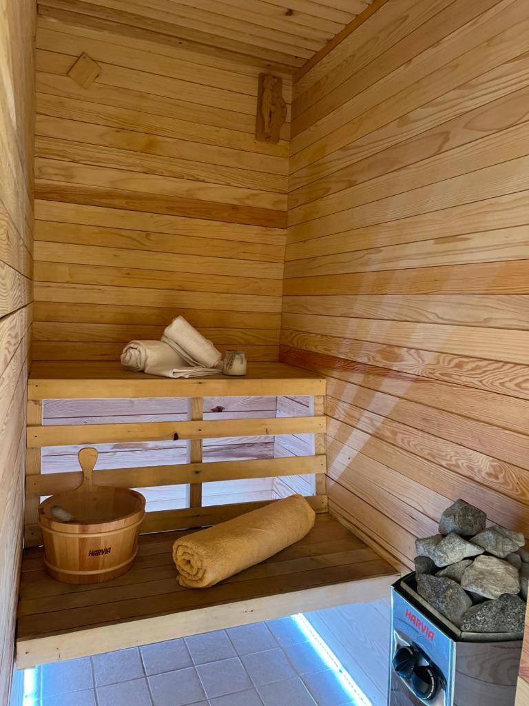 Lexor Holiday Home