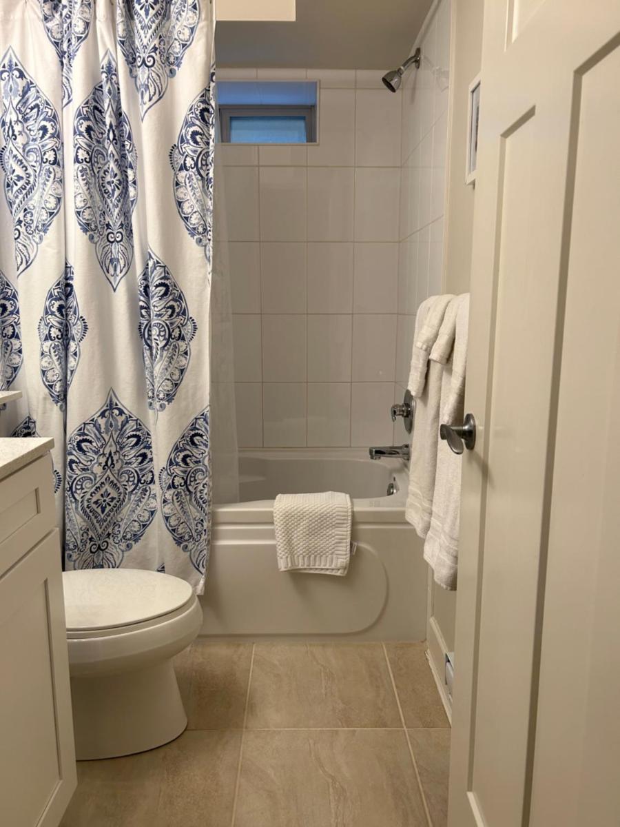 Brand New 2 Brdm Suite - New House
