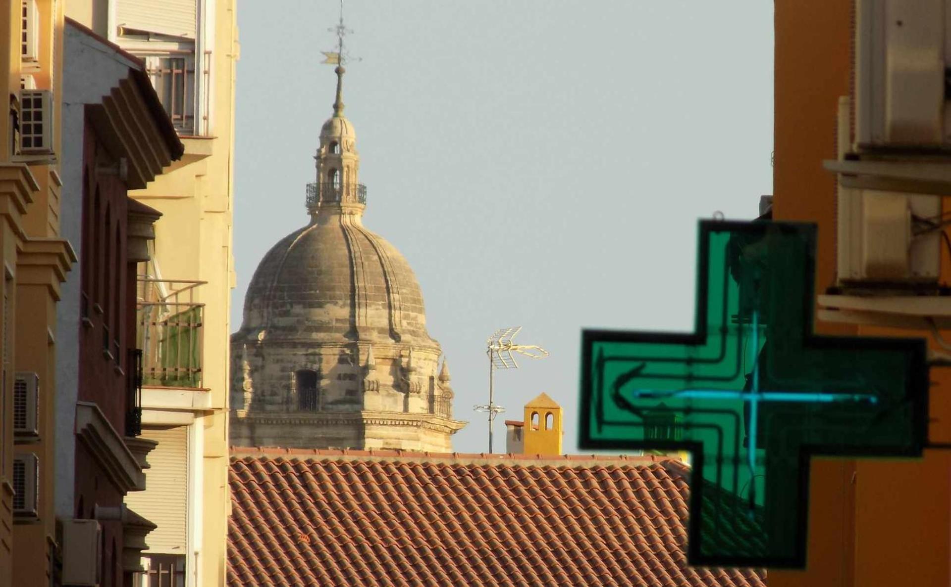 La Farola Centro de Málaga con Parking 445 Max
