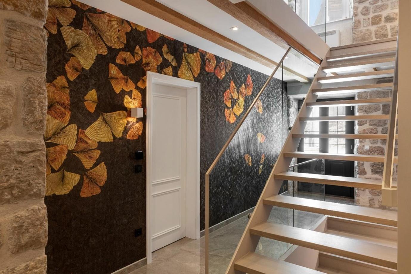 Sea Rocks Residence