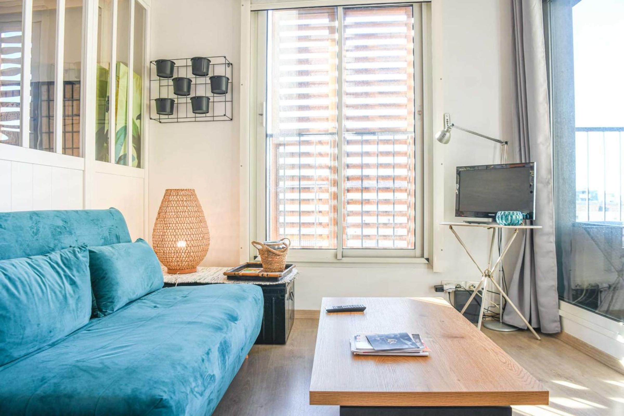 Bail mobilité - Studio cosy avec terrasse et vue