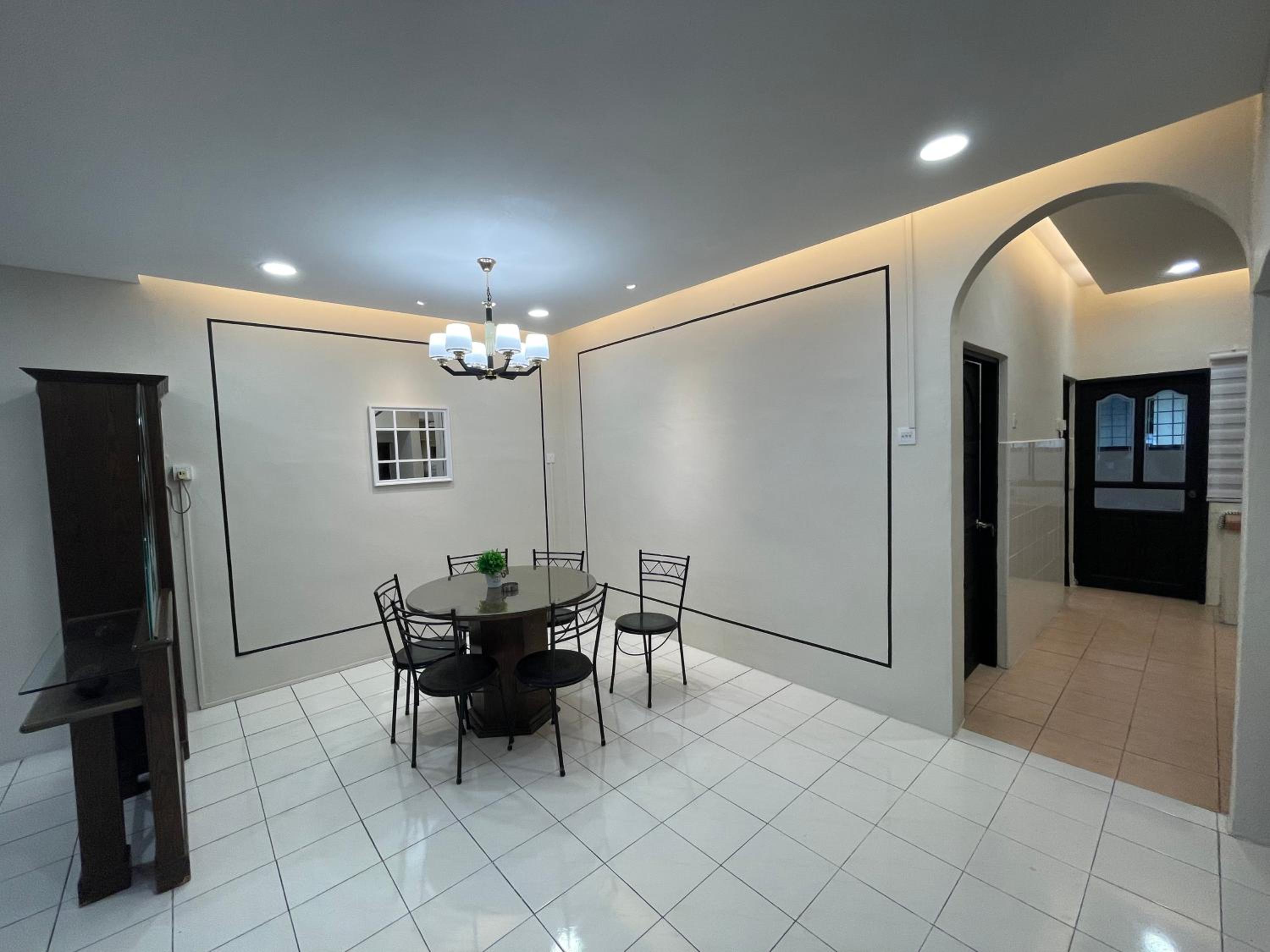 Ipoh 42 Symphony 12pax 4Bedroom 3bathroom 3carpark photo 2
