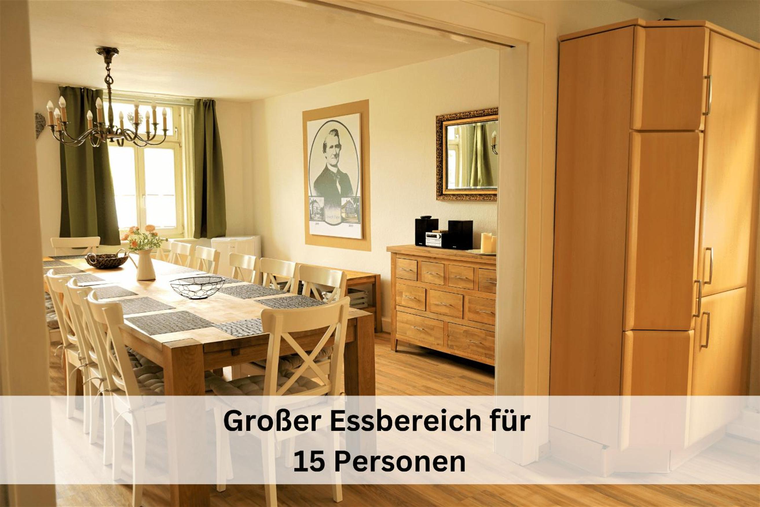 Ferienhaus Pape - 300m2, 17 Betten - mit großem privatem Garten, Pool, Dart, Sauna-, Grill- und Spielbereich - Ideal für Familien