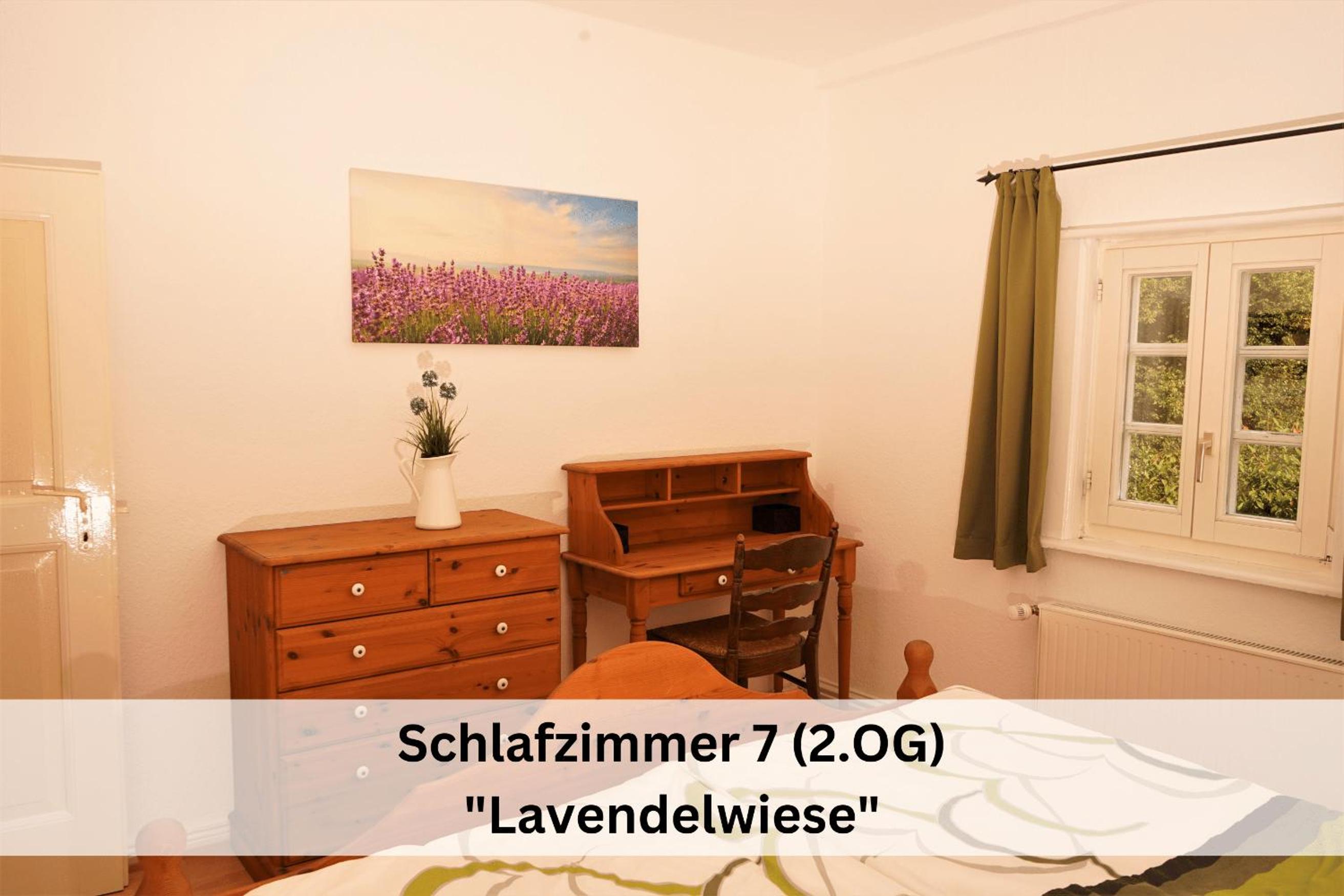 Ferienhaus Pape - 300m2, 17 Betten - mit großem privatem Garten, Pool, Dart, Sauna-, Grill- und Spielbereich - Ideal für Familien