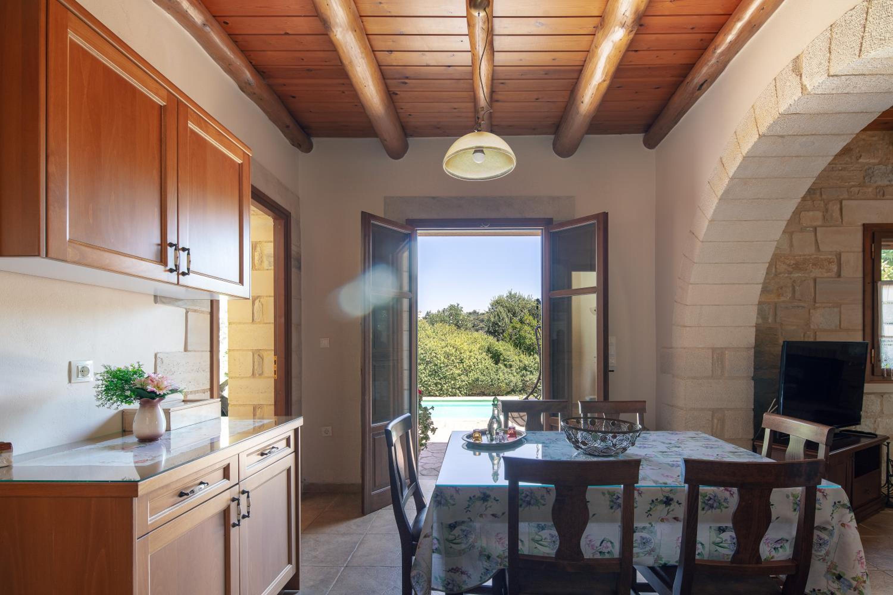 Vederi Estate