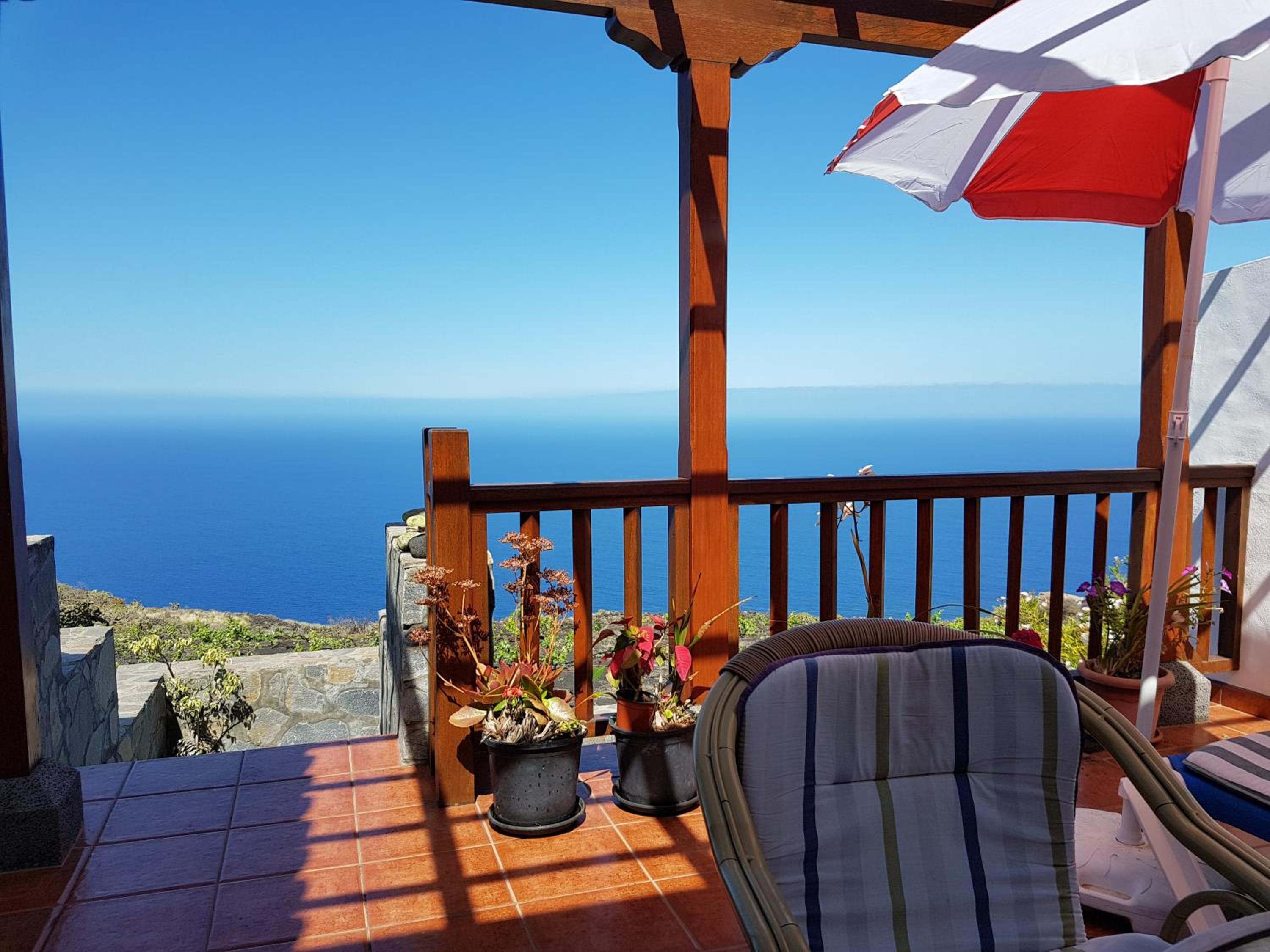 House the Viñas 2 With views of the sea, the mountains and the volcanoes view 4