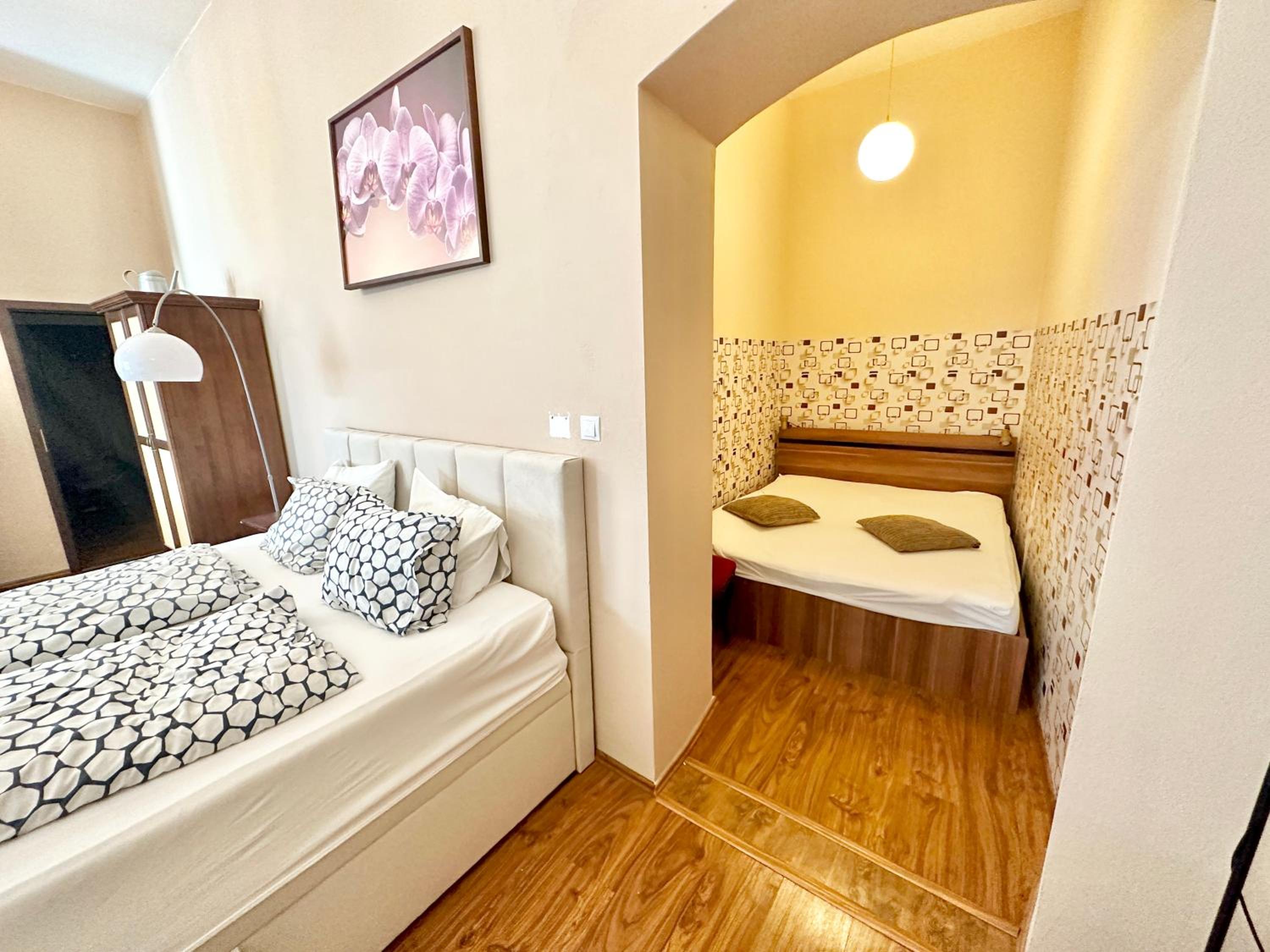 Home Away main square apartment view 4