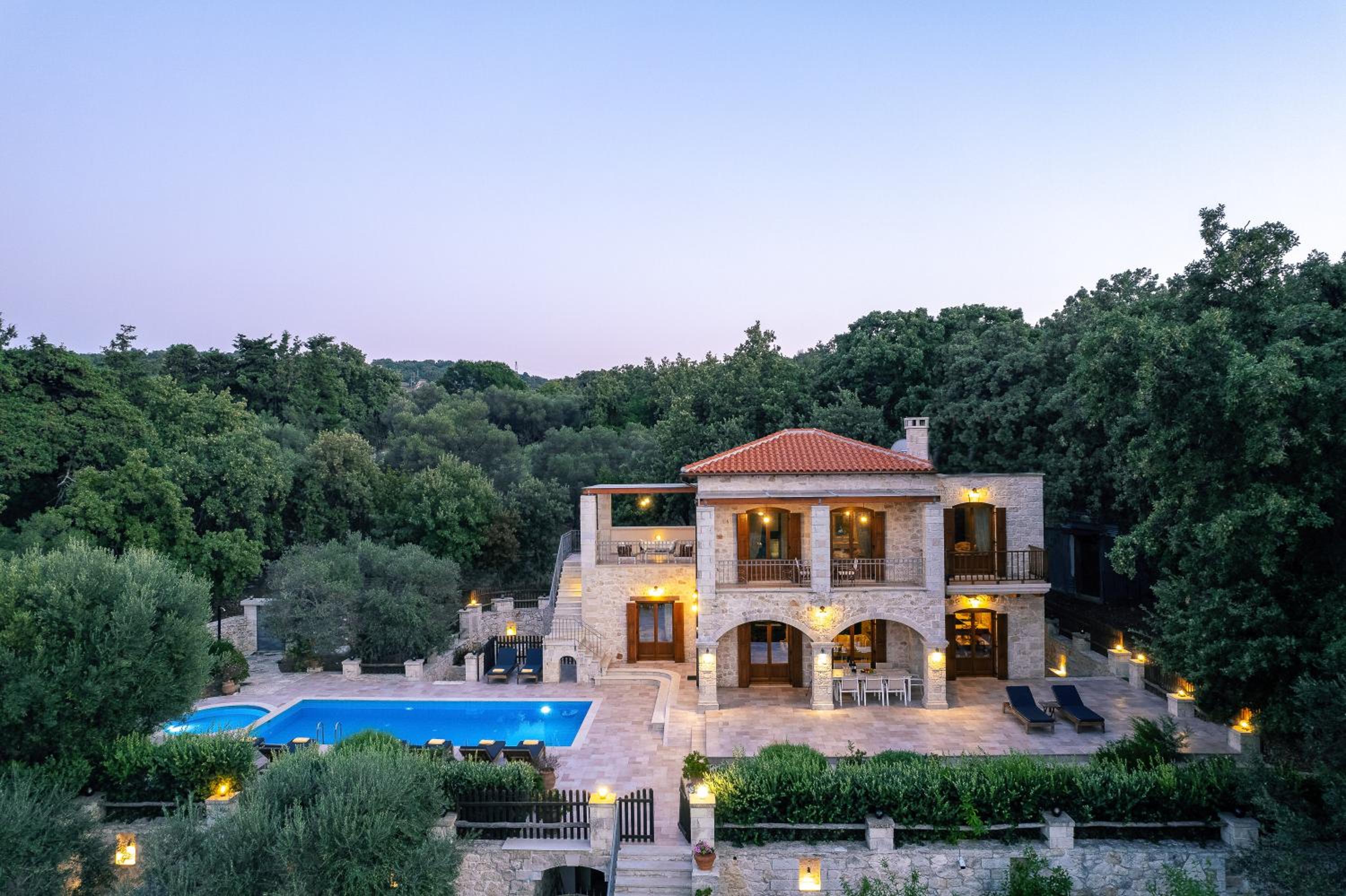Vederi Estate