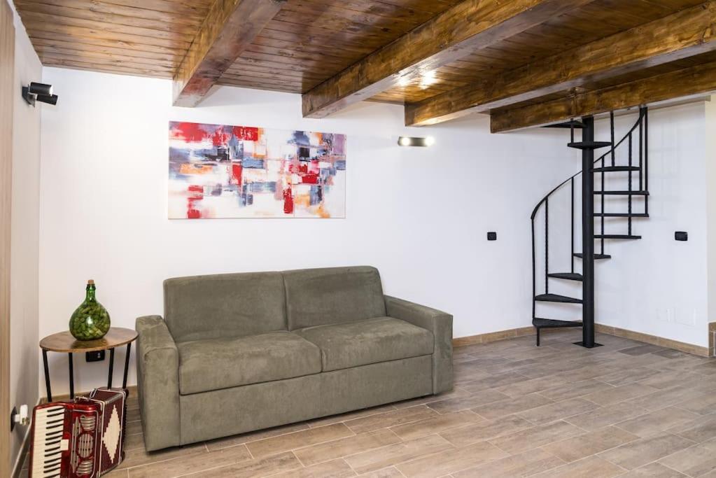 Artisti Home Naples