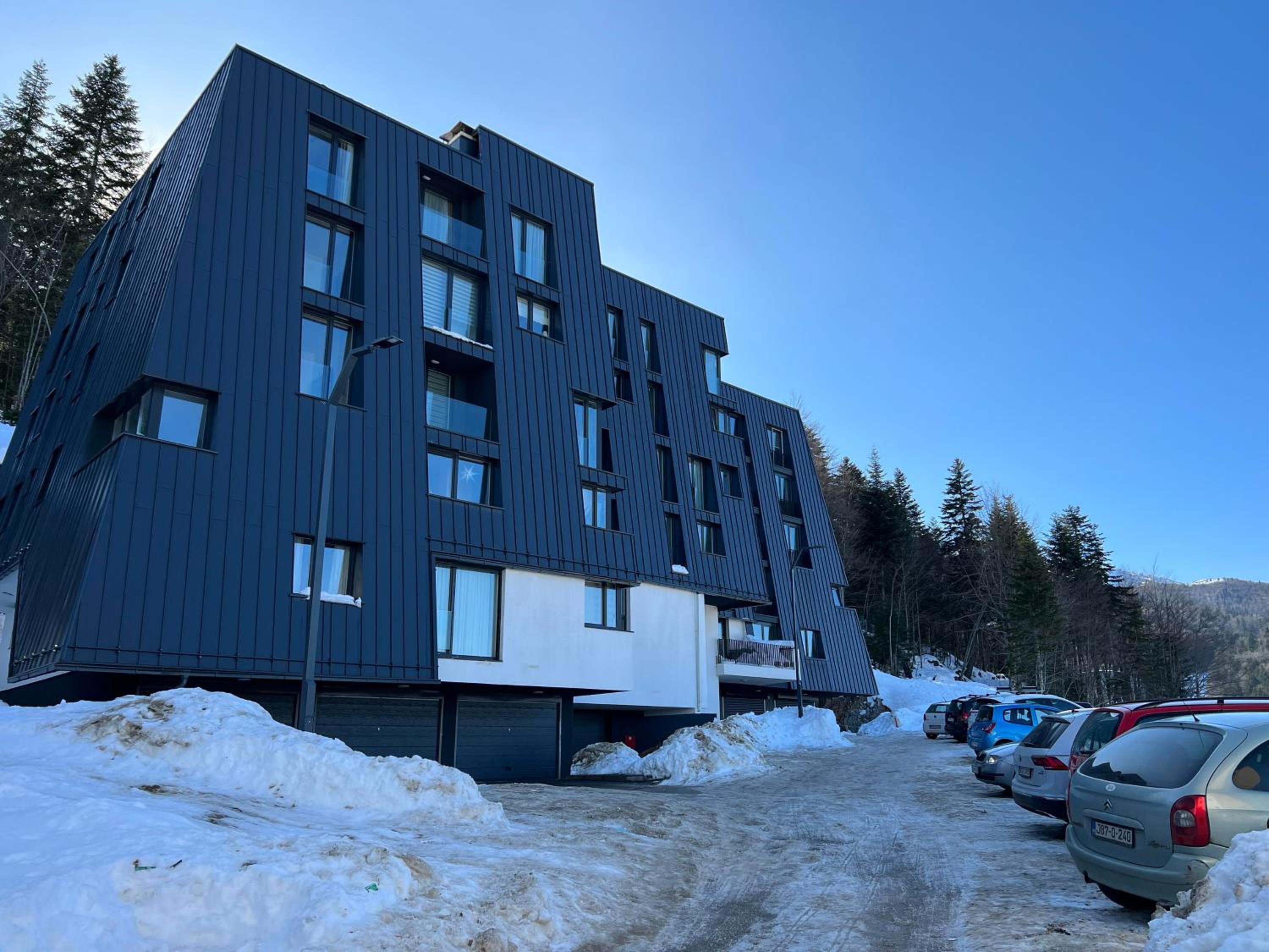 Apartman LENA
