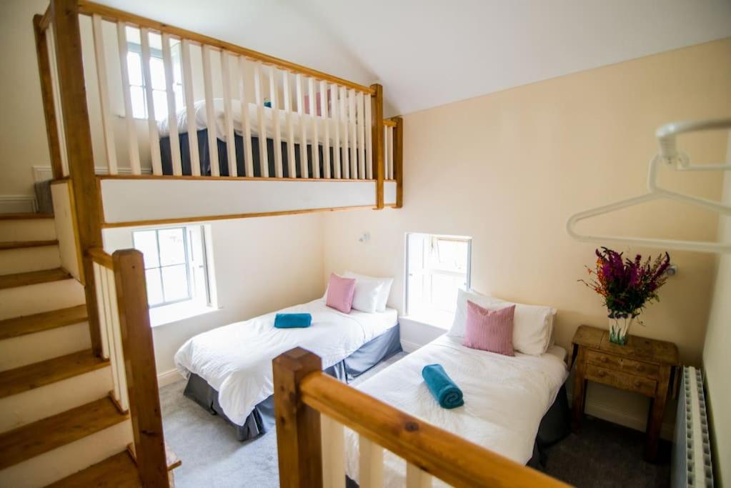 Fermoyle Properties Carleys Cottage view 3