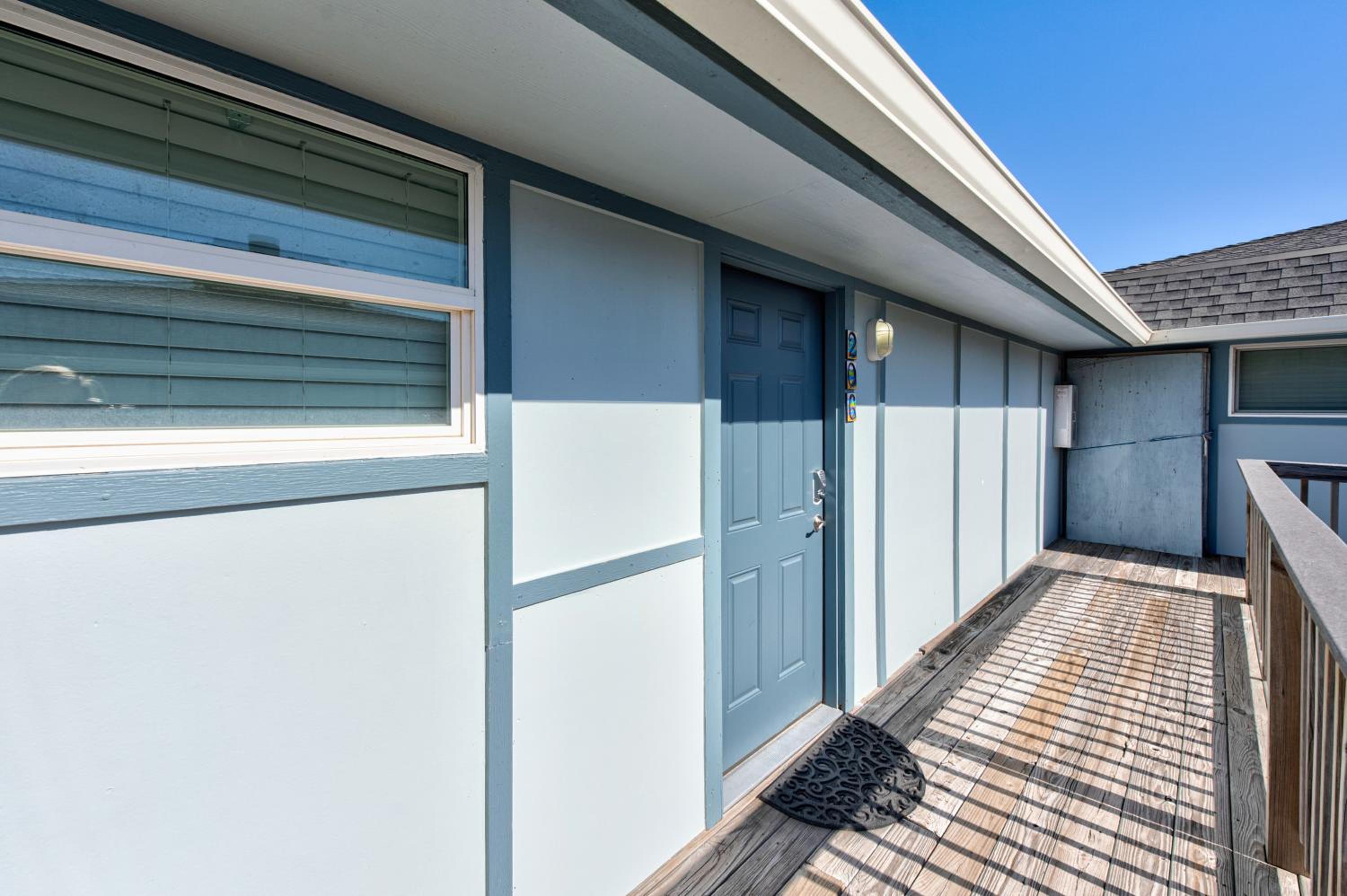 Alexandra by the Sea BH206 view 5