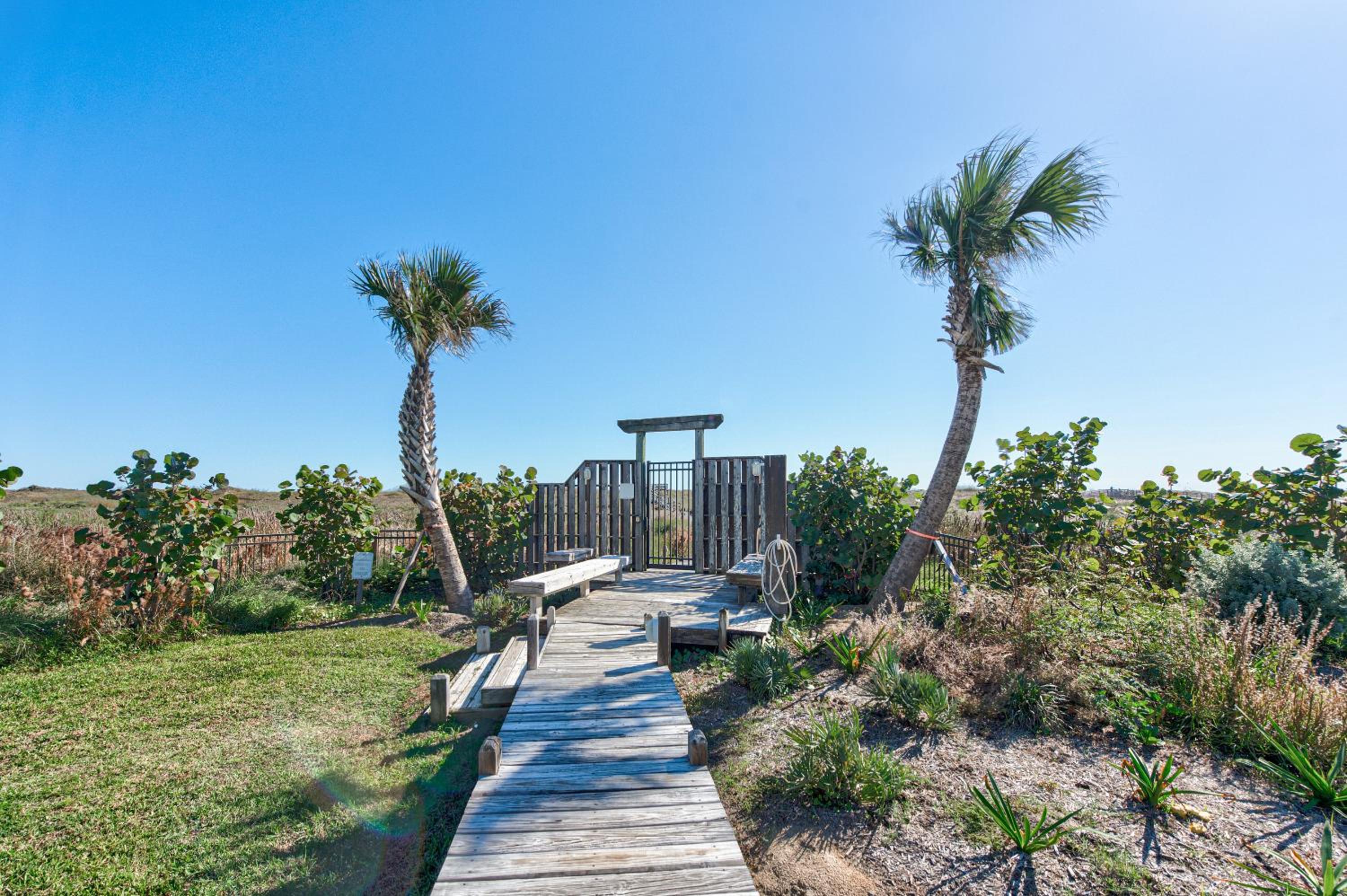 Alexandra by the Sea BH206 view 3