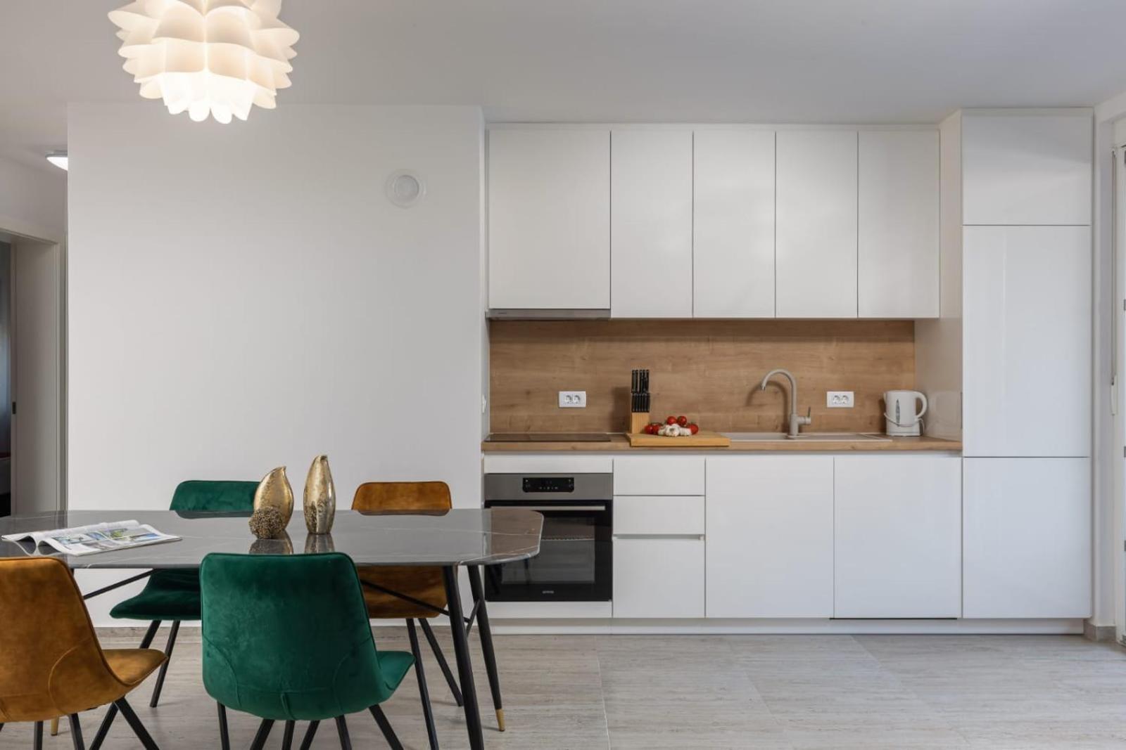 Apartments Cesare view 3