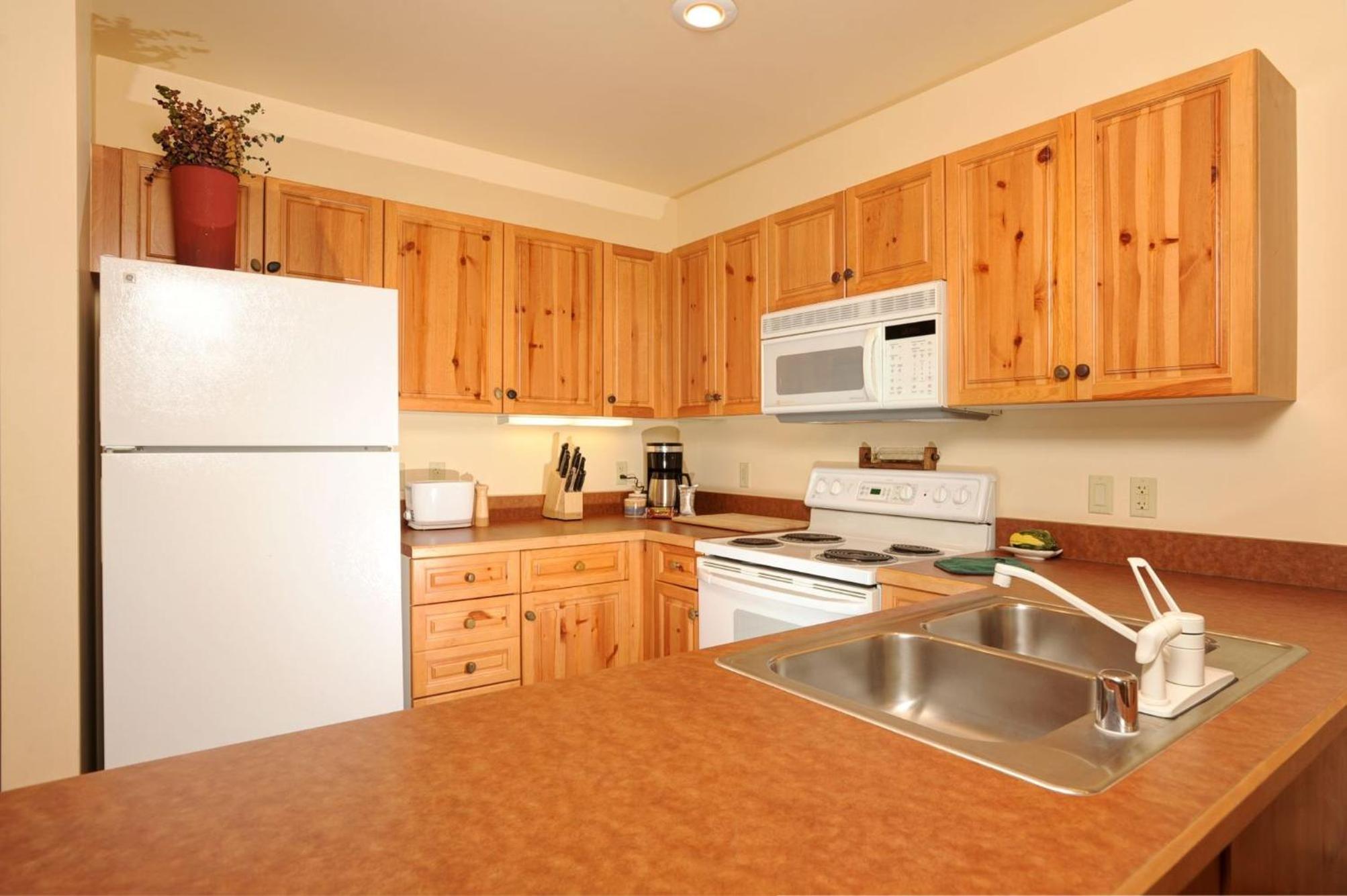 Expedition Station Condos by Vail Resorts