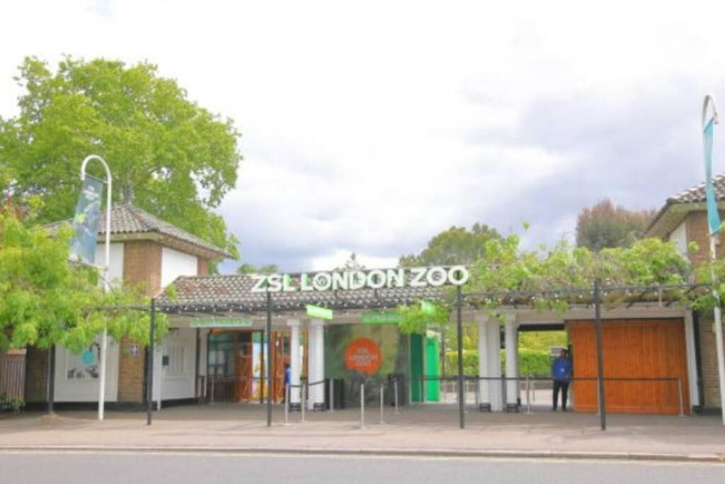 London Double Bedroom Hotel In Tufnell Park With WiFi