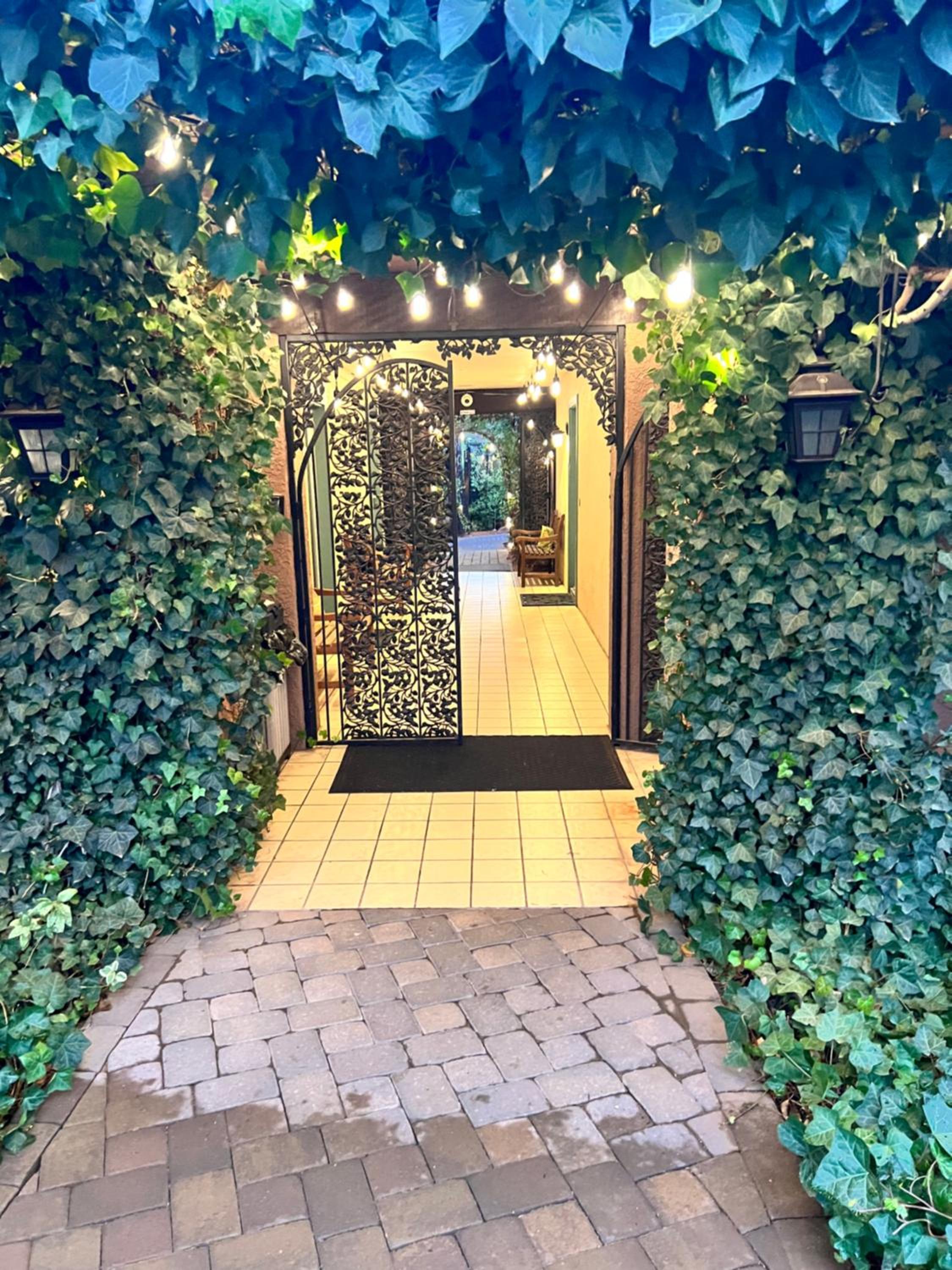 Sedona Vacations - Lantern Light Inn - Romantic Getaway - Property Image 62