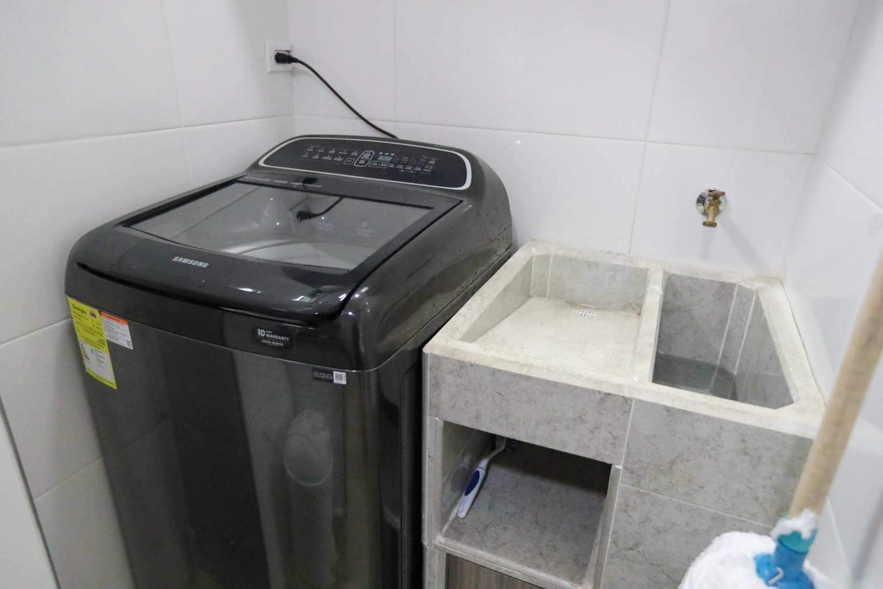 202-401PP Nuevo Apartamento Moderno y Central