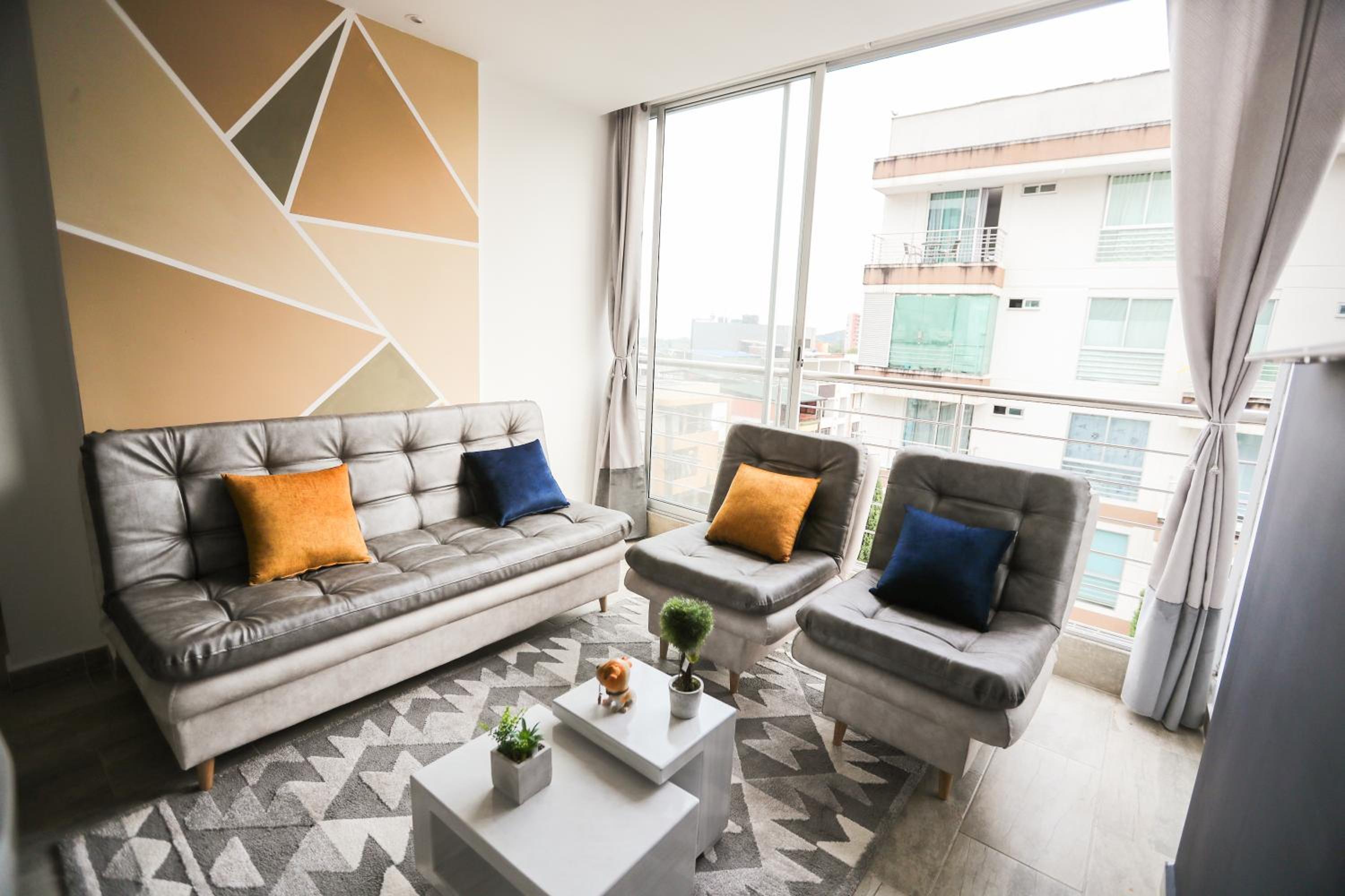 202-401PP Nuevo Apartamento Moderno y Central