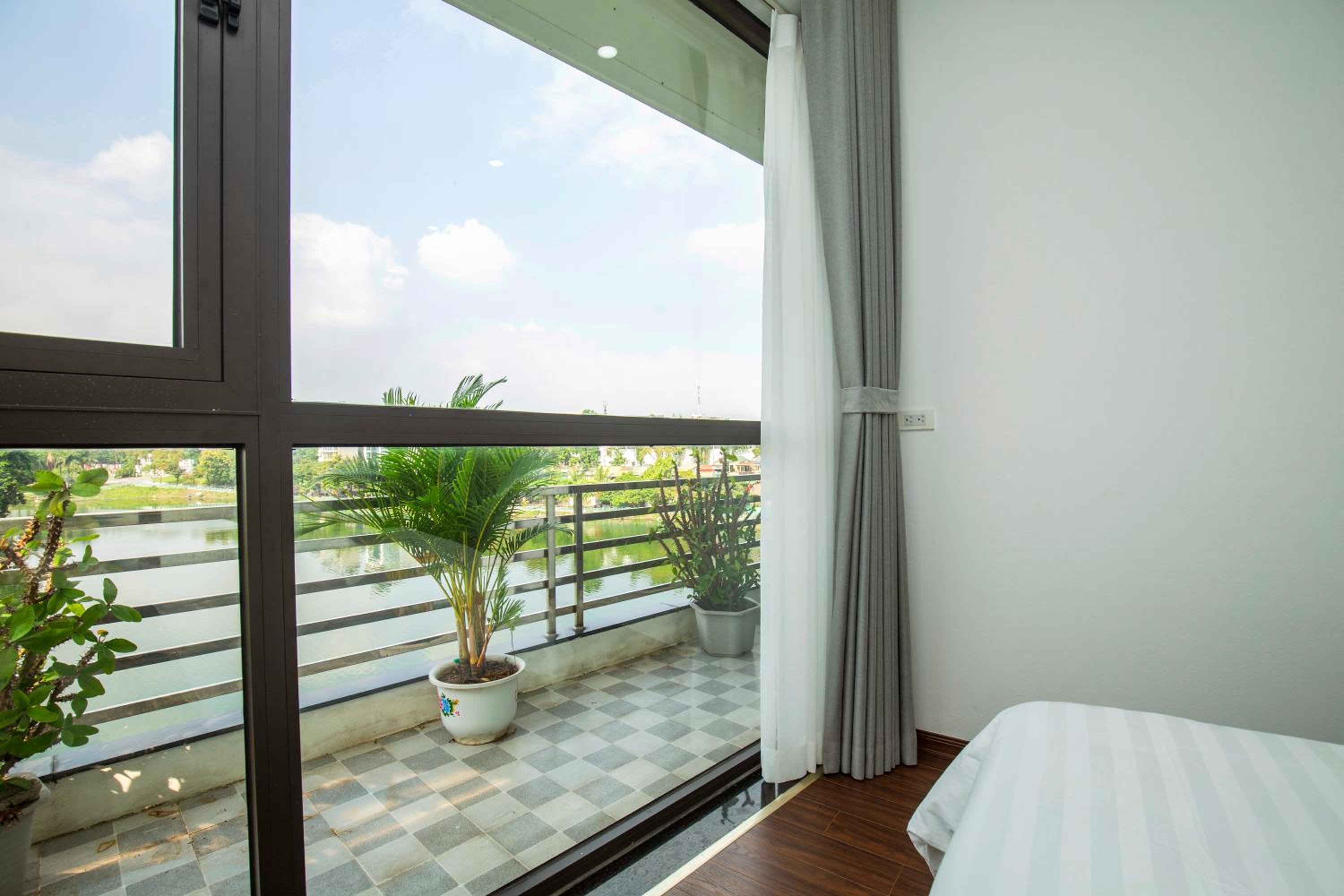Minasi Home- Westlake
