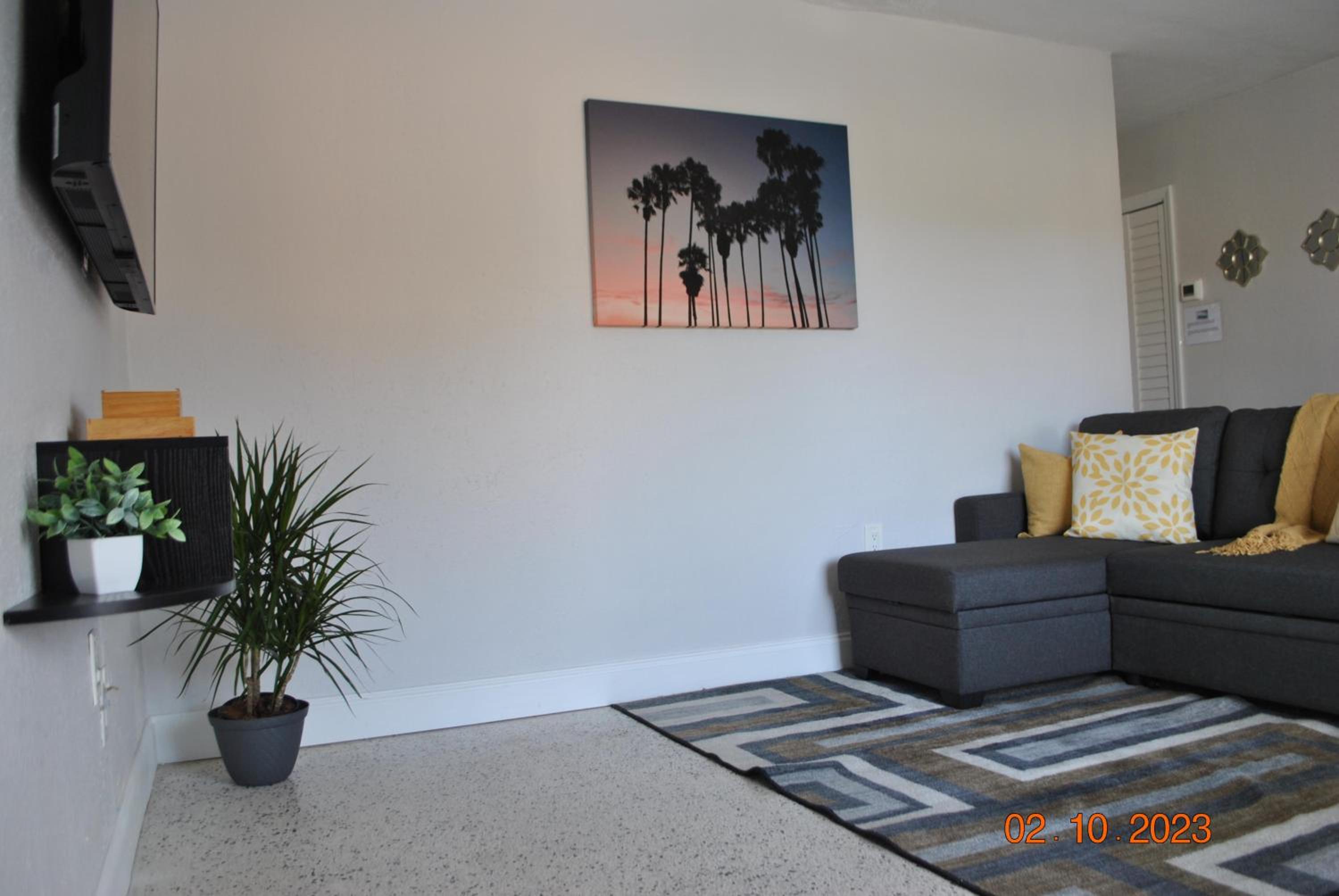 Sleeps 8, Havana Nights in Miami