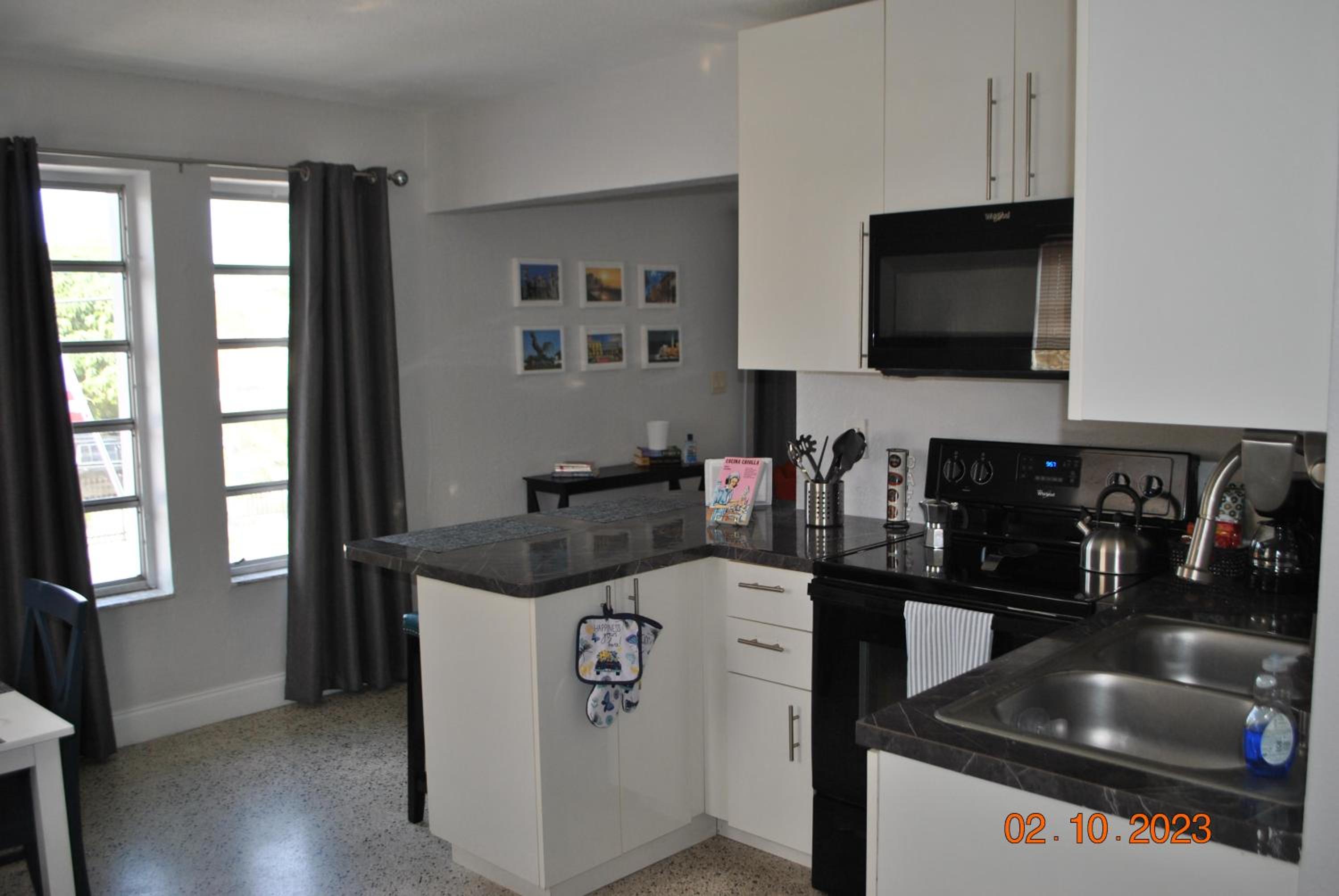Sleeps 8, Havana Nights in Miami