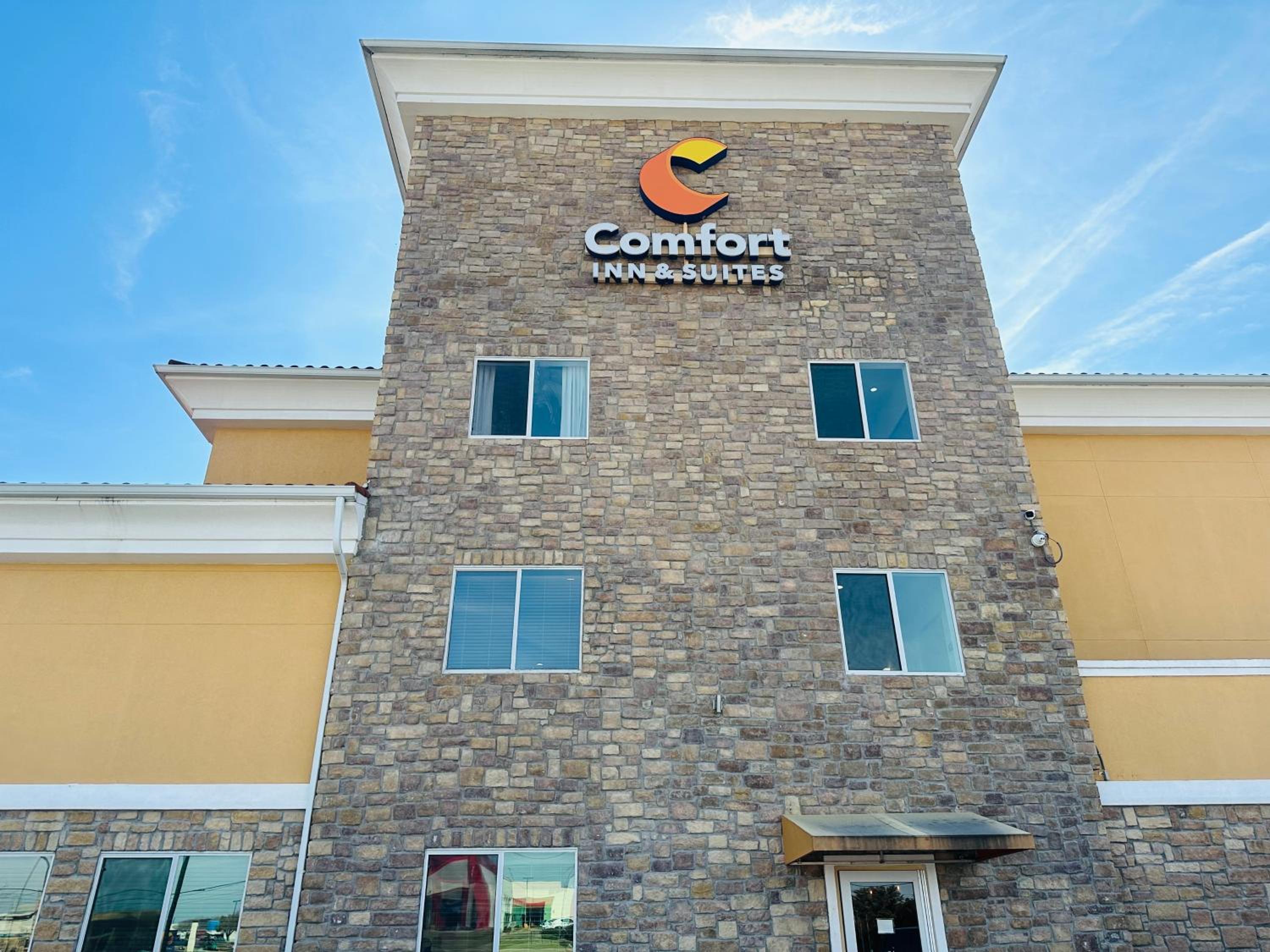 Comfort Inn  Suites Wylie - Property Image 2
