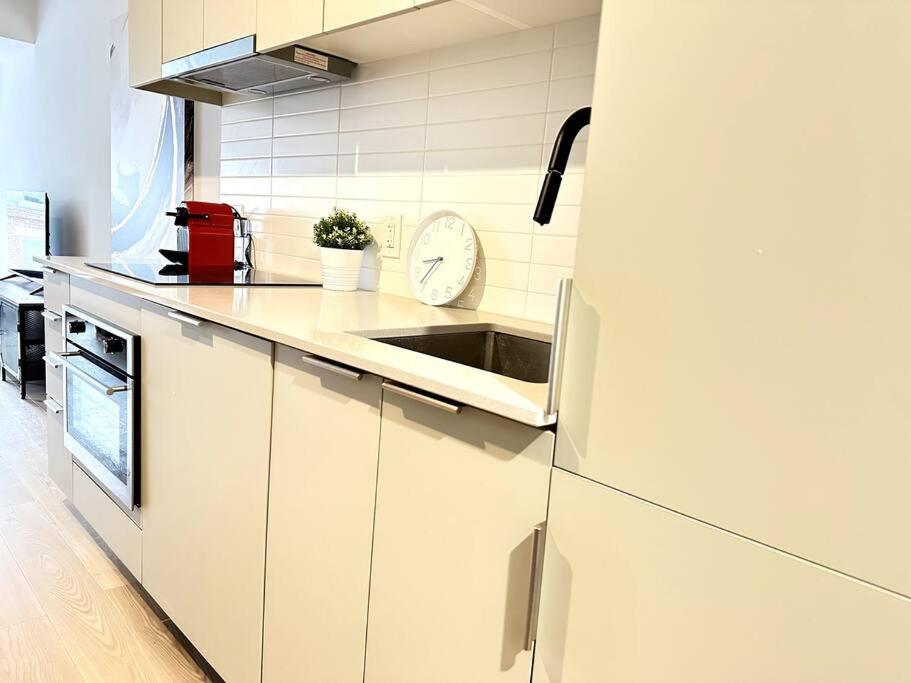 1406 Sainte Elisabeth