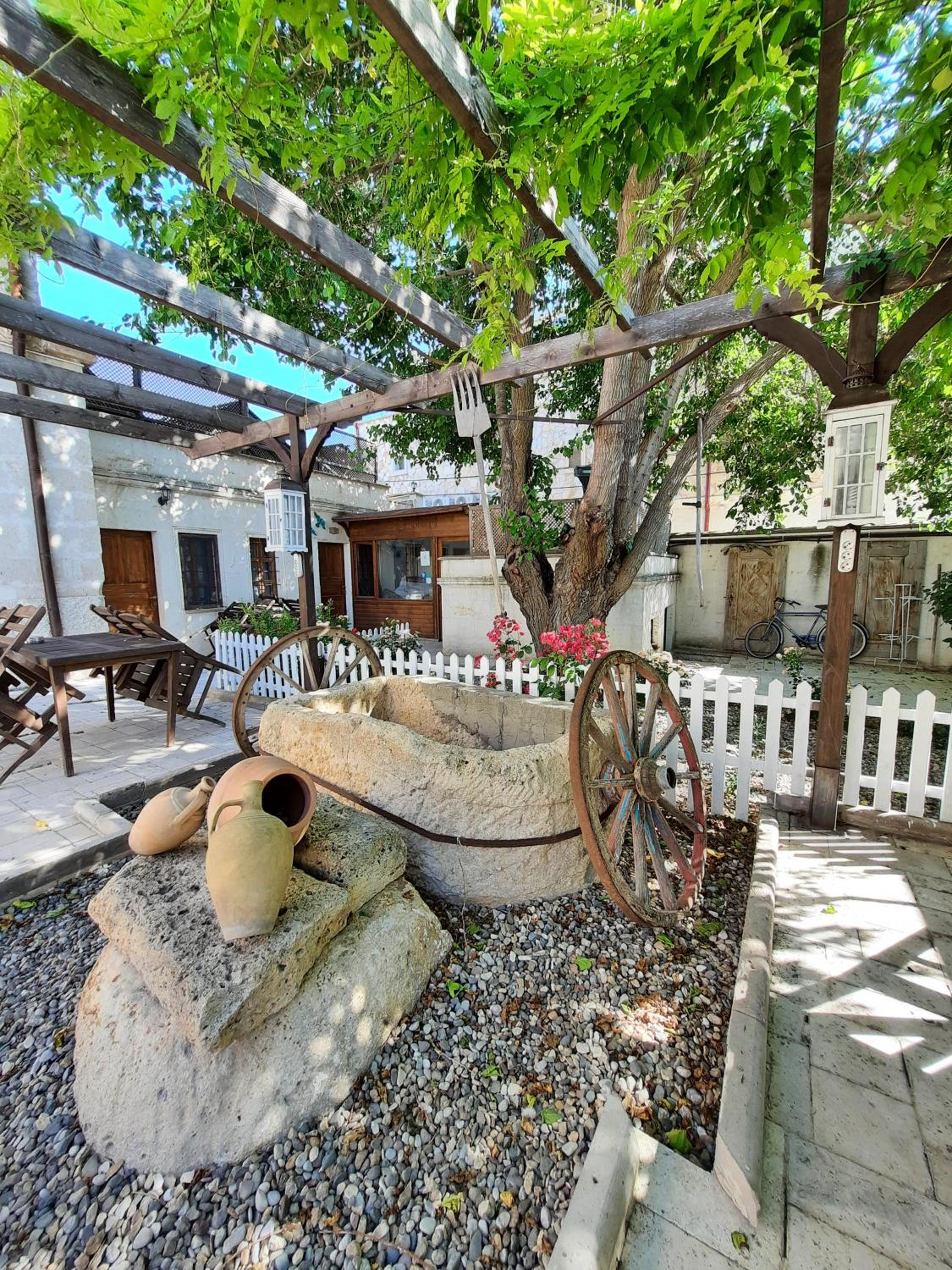 Hikmet's House
