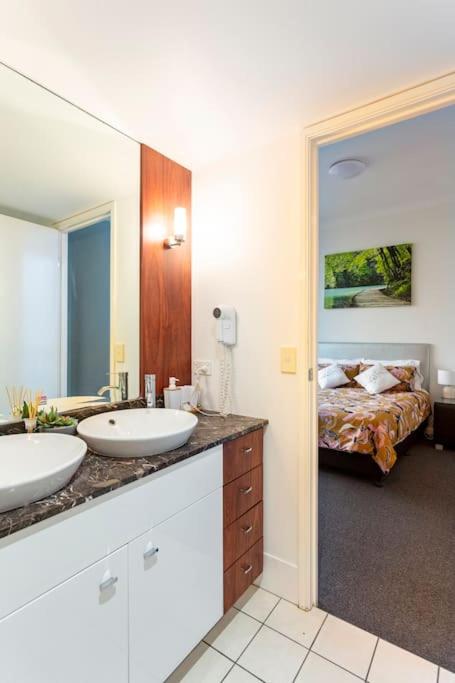 seaView Chevron Renaissance Free Parking &FREE WIFI
