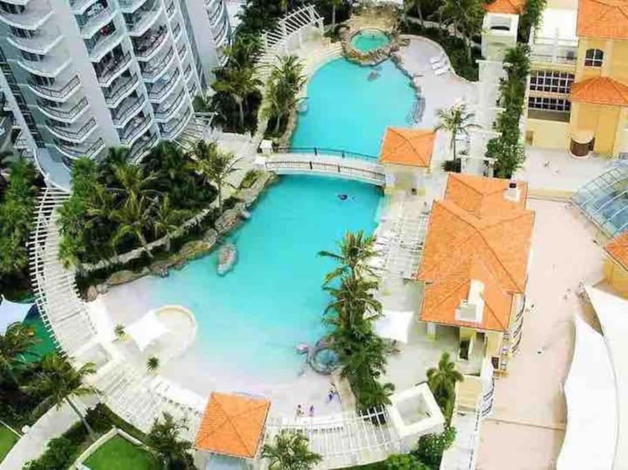 seaView Chevron Renaissance Free Parking &FREE WIFI