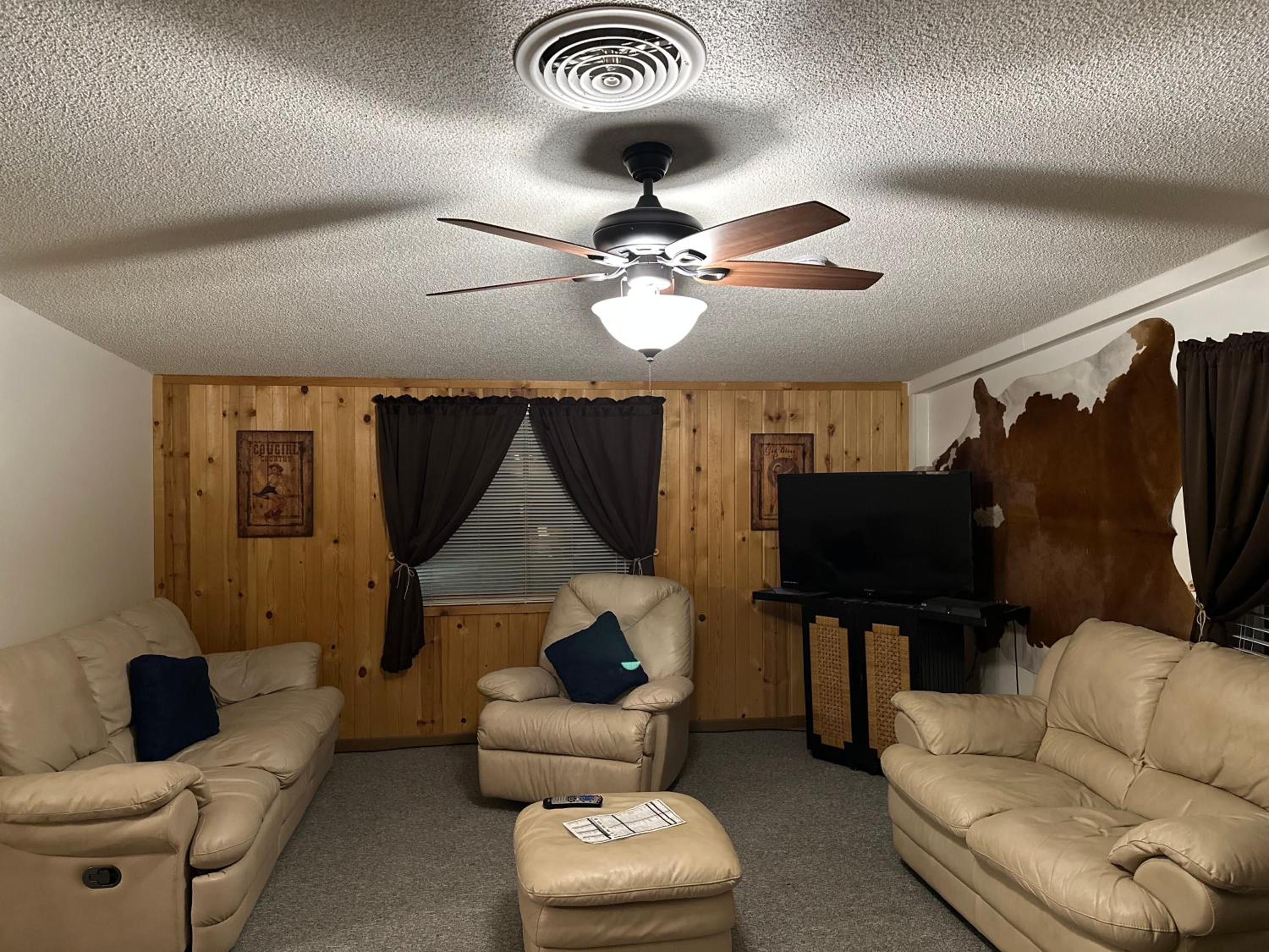 Country Cabins Hotel